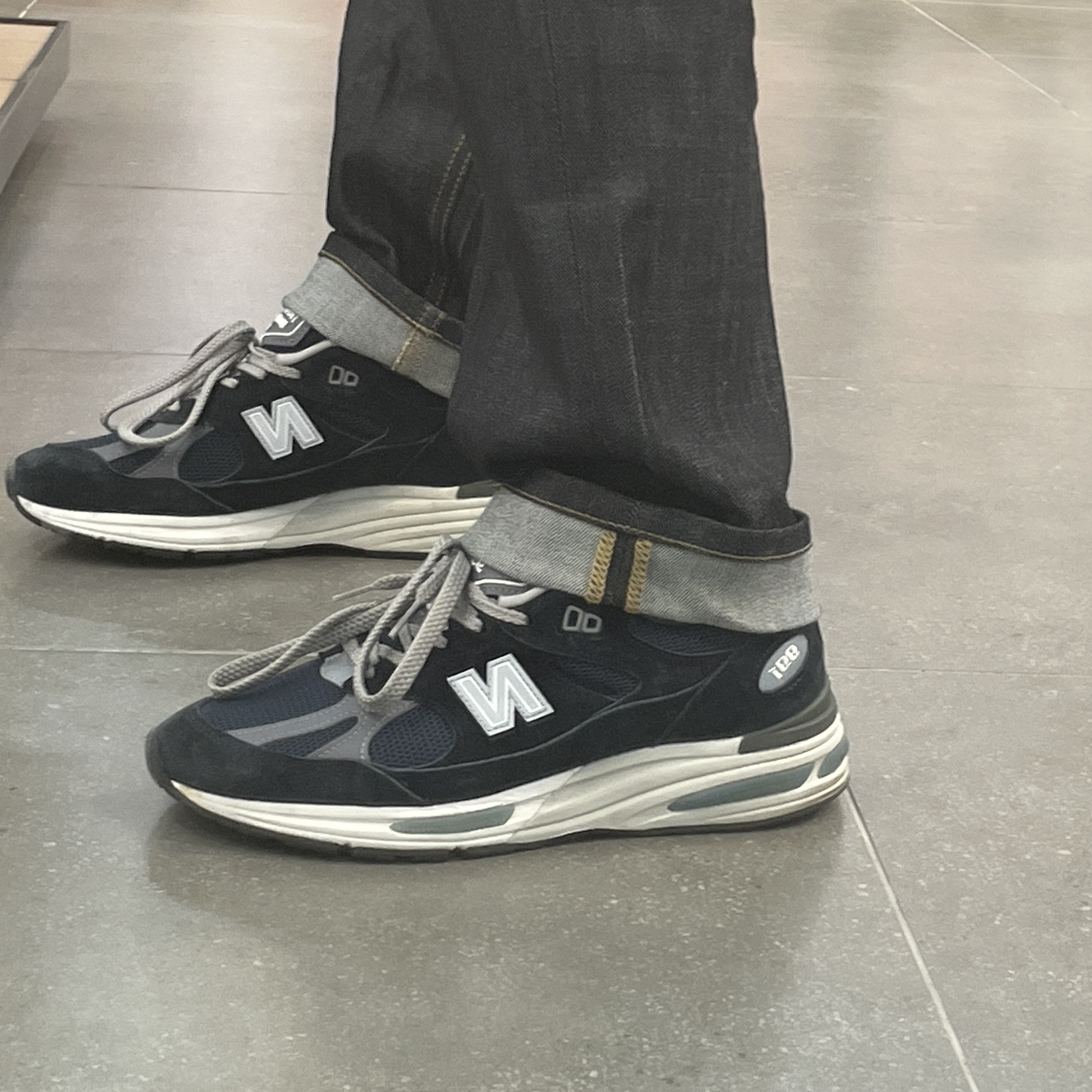 New Balance 991 Made in UK Navy 착용 스타일