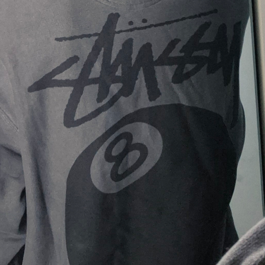 Stussy 8 Ball Hoodie Pigment Dyed Black 착용 스타일 - 2