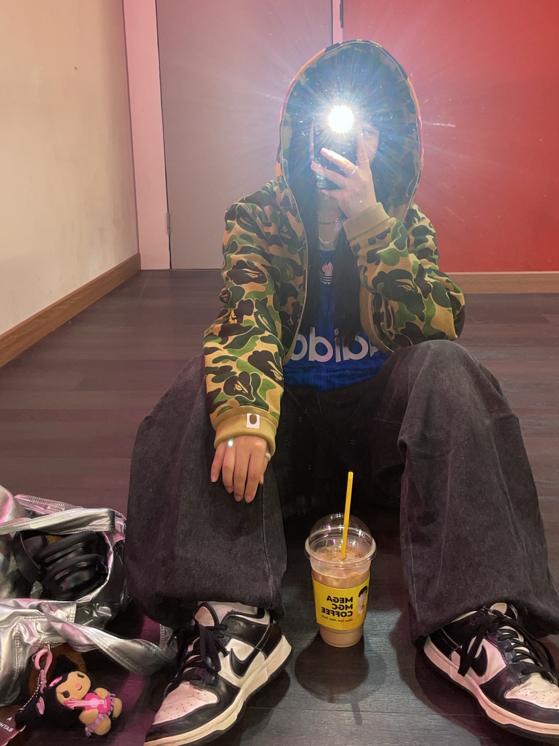 BAPE ABC Camo Tiger Full Zip Hoodie Army Green, BOSE QC Triple Black (Korean Ver.) 착용 스타일 - 2