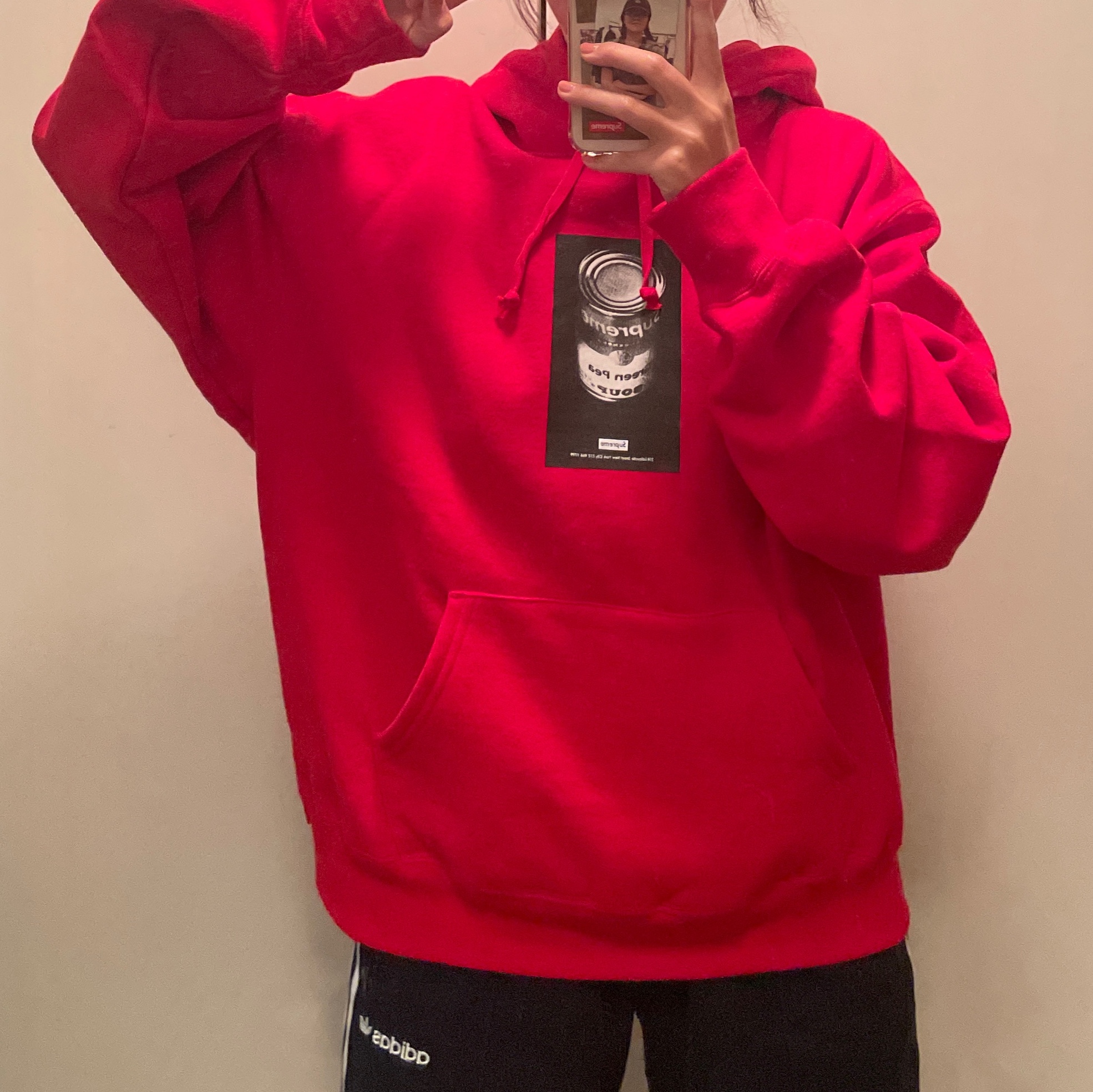 Supreme Soup Can Hooded Sweatshirt Red - 24SS, Supreme Backpack Black - 24SS 착용 스타일 - 2