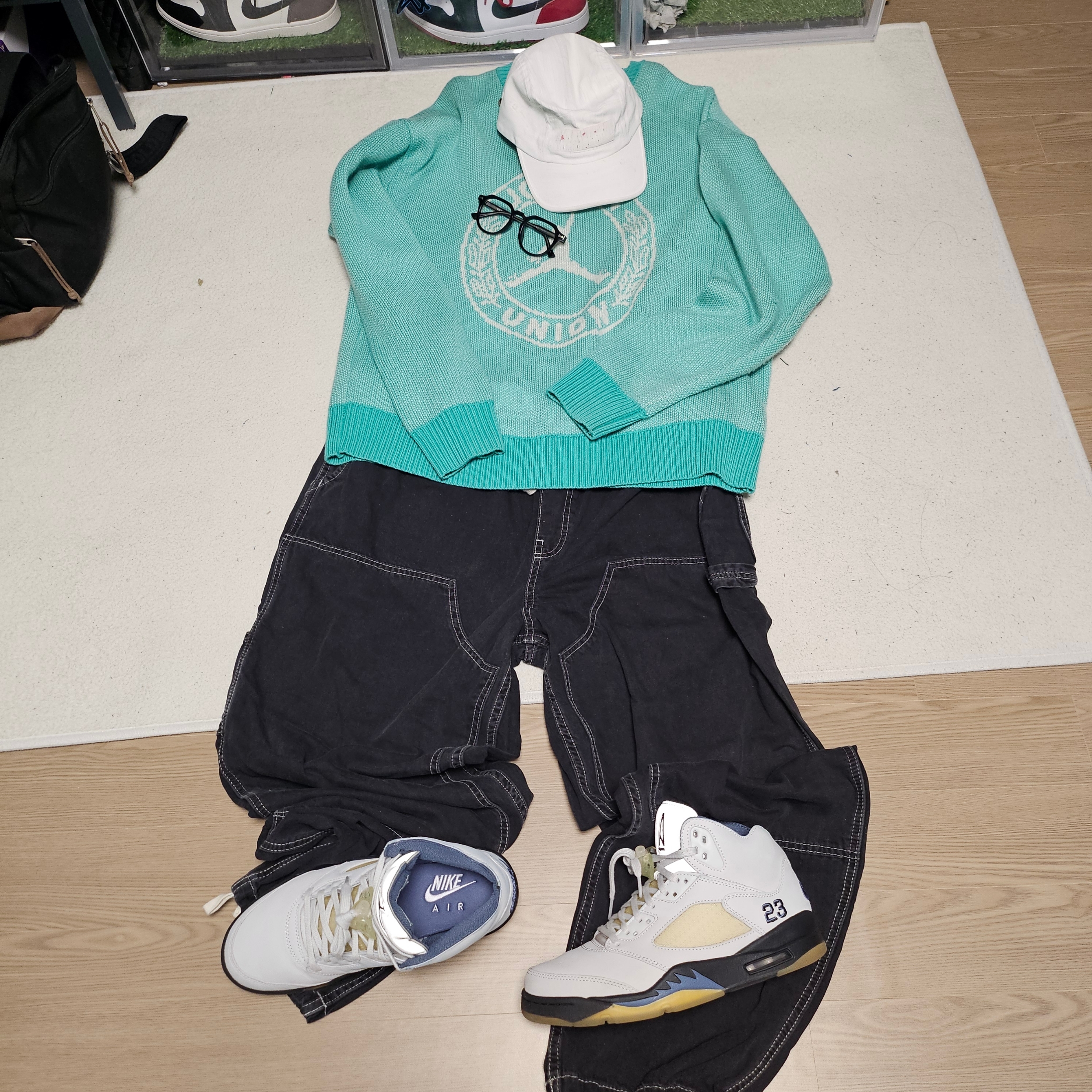 Supreme x MM6 Maison Margiela Painted Camp Cap White - 24SS, Jordan x Union Sweater Kinetic Green - Asia 착용 스타일 - 4