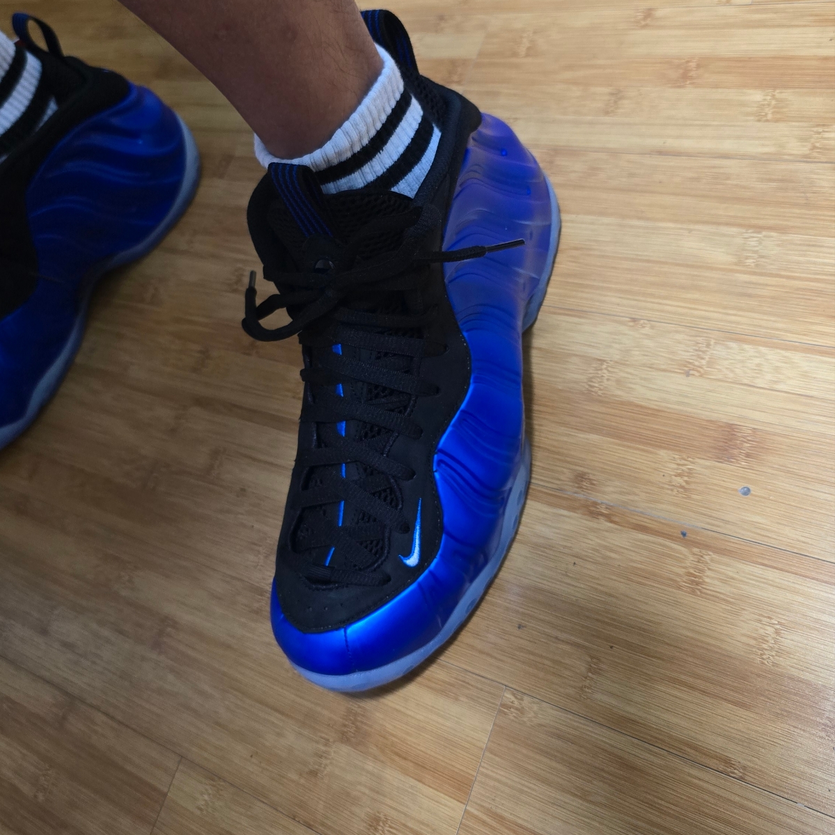 Nike Air Foamposite One International Blue 착용 스타일 - 3