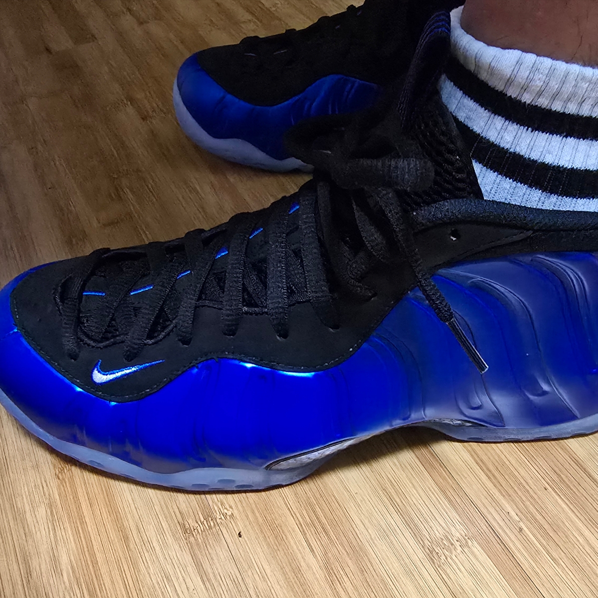 Nike Air Foamposite One International Blue 착용 스타일 - 1