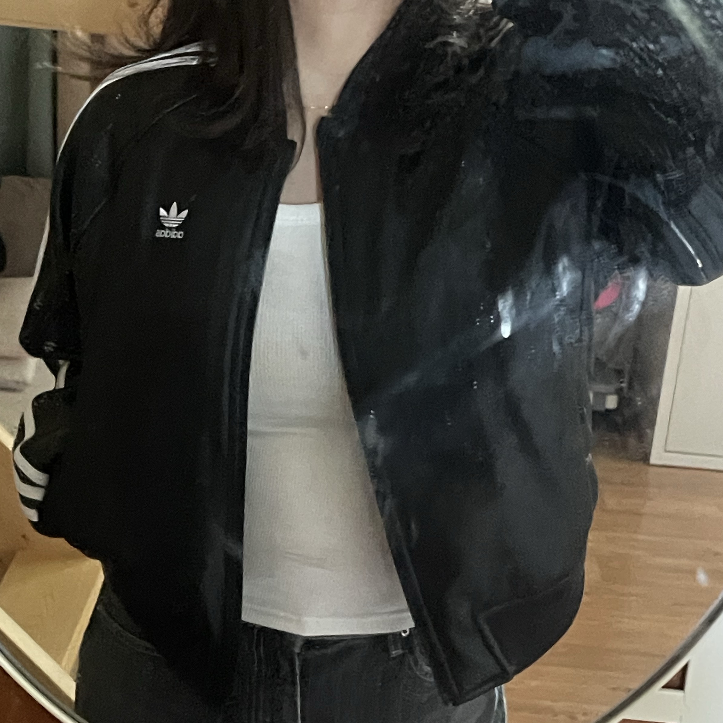 (W) Adidas SST Pleather Loose Padded Jacker Black - KR Sizing 착용 스타일 - 1