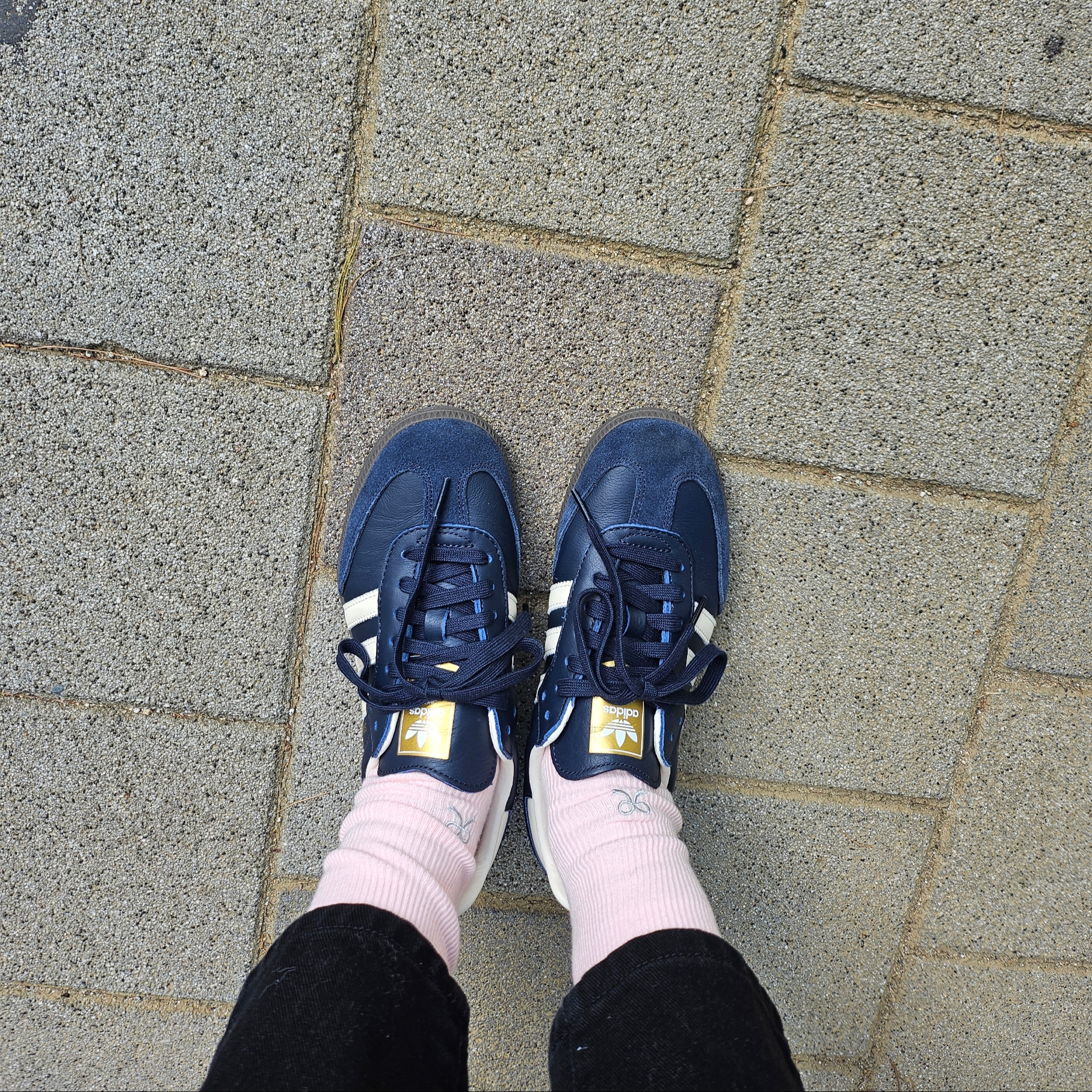 Adidas Samba OG Night Navy Cream White 착용 스타일