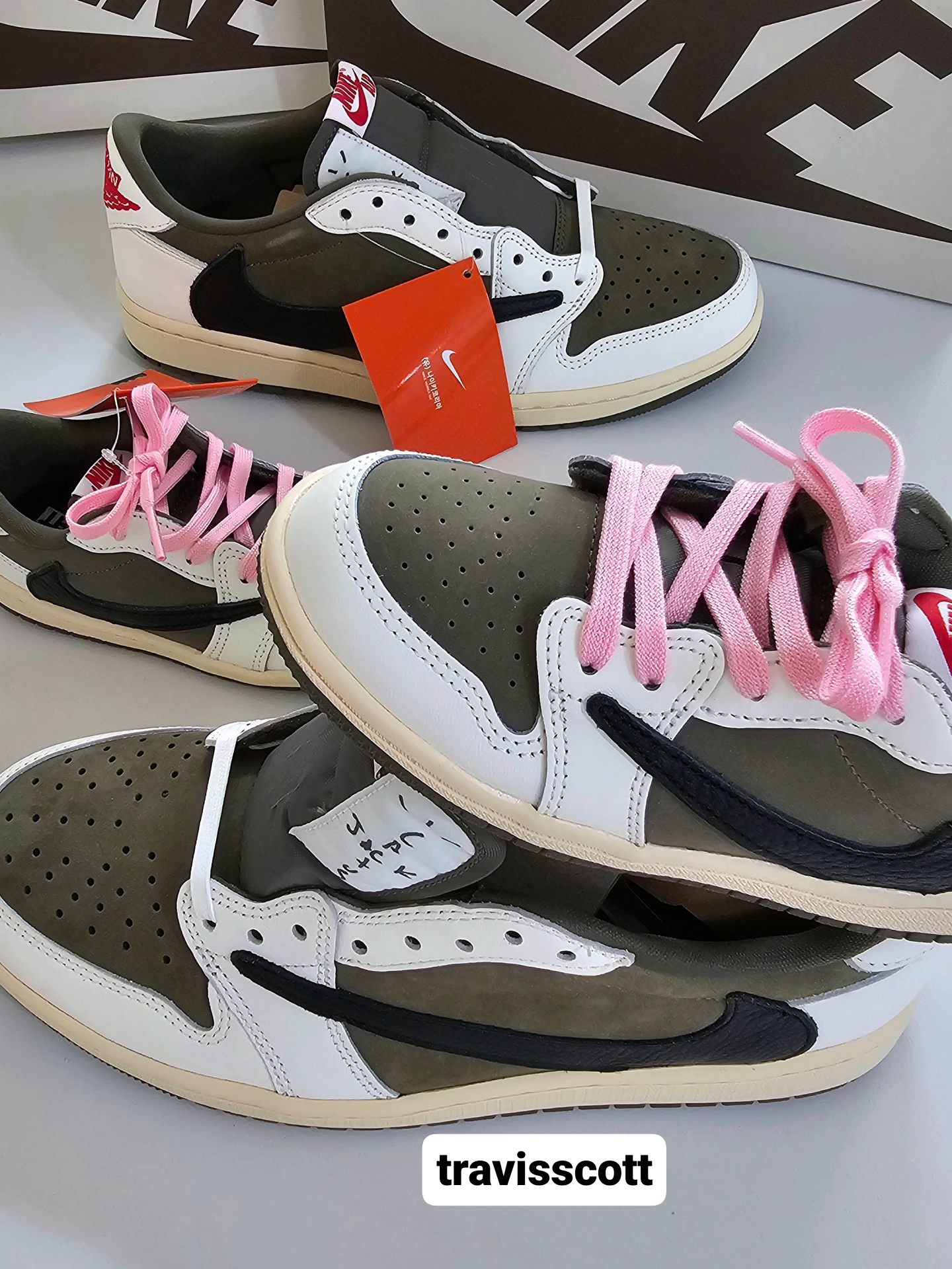 Jordan 1 x Travis Scott Retro Low OG SP Reverse Olive, (TD) Jordan 1 x Travis Scott Retro Low OG SP Reverse Olive 착용 스타일