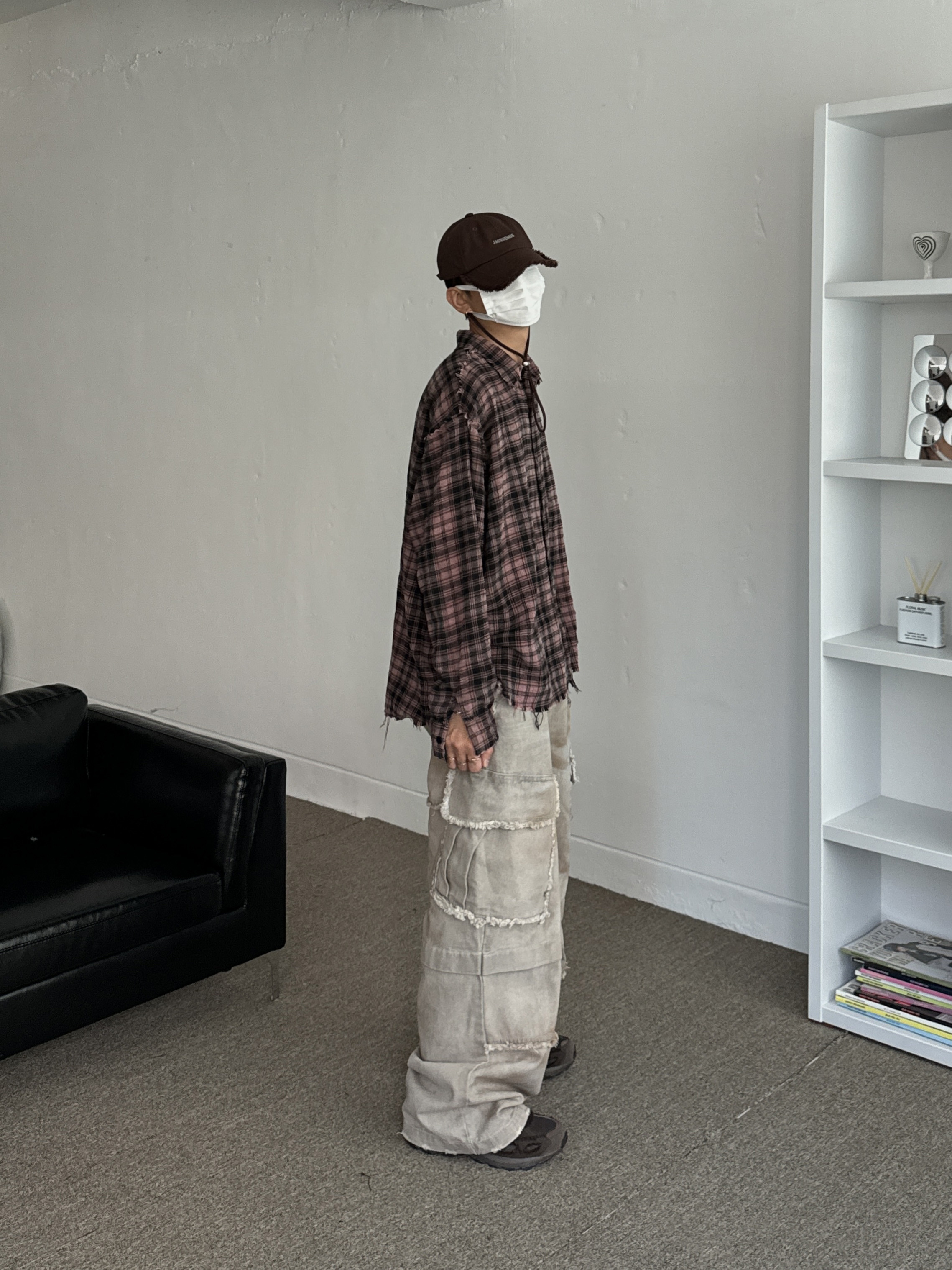 Adidas x Song for the Mute Shadowturf Dark Brown, Jacquemus La Casquette Artichaut Fringe Baseball Cap Brown 착용 스타일 - 2