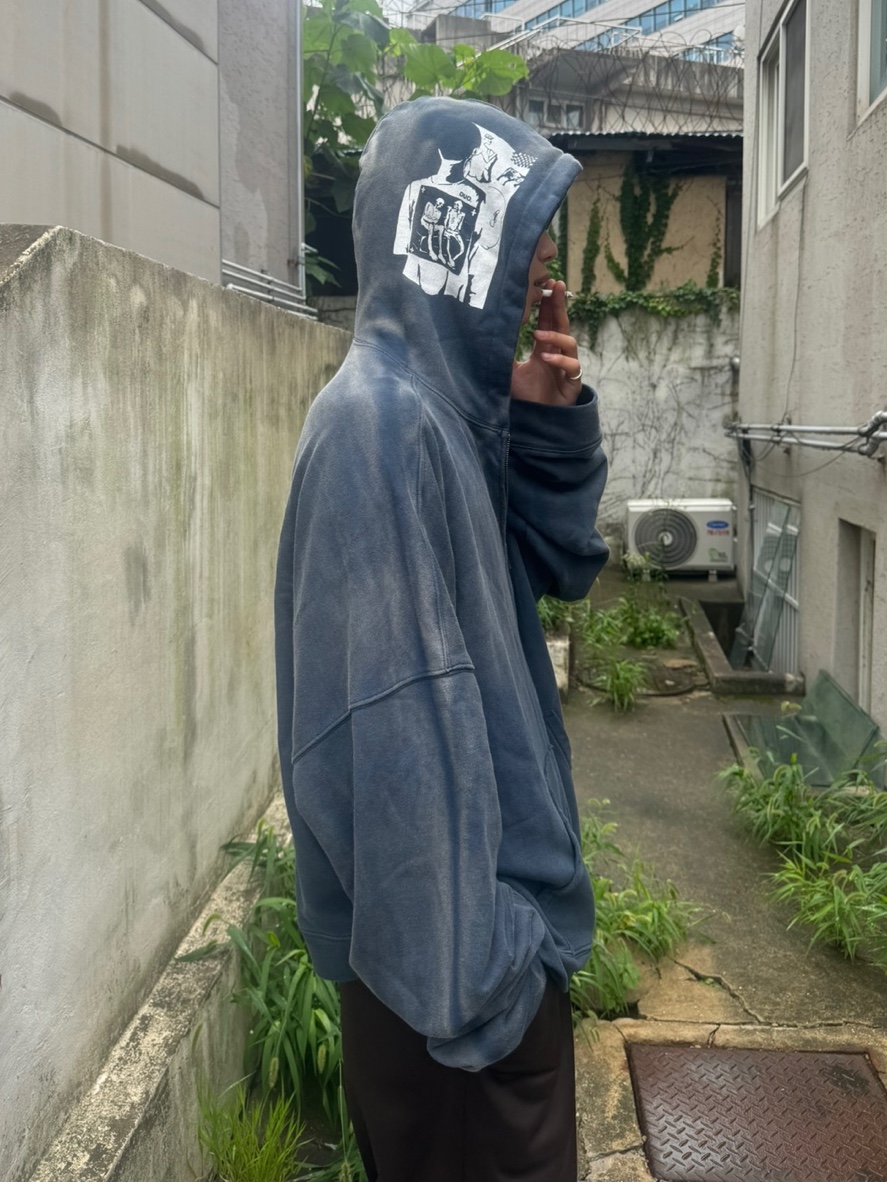 Ecrzn Duffle Duo Hood Zip-Up Navy 착용 스타일 - 3
