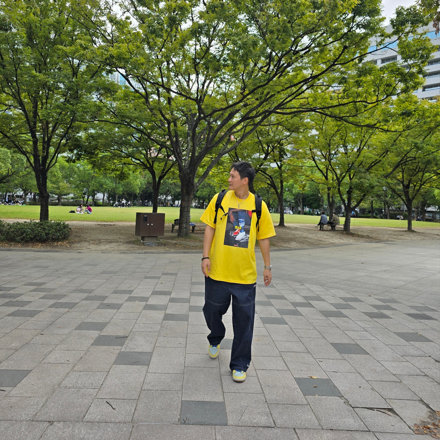 Supreme x Irak Cast T-Shirt Yellow - 22FW, (W) Jordan 1 x Travis Scott Retro Low OG SP Canary 착용 스타일 - 1