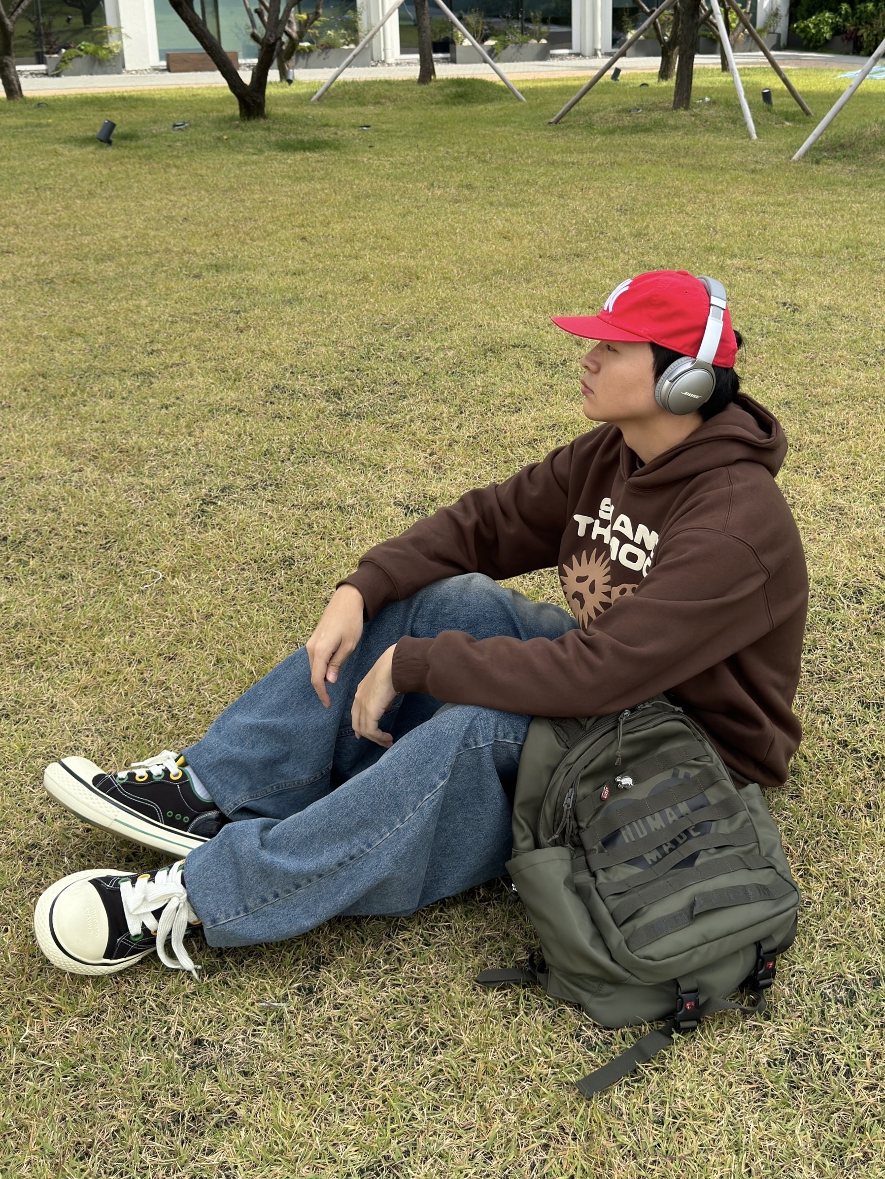 POTS All Day Hoodie Brown, Human Made Military Backpack Olive Drab 착용 스타일 - 3