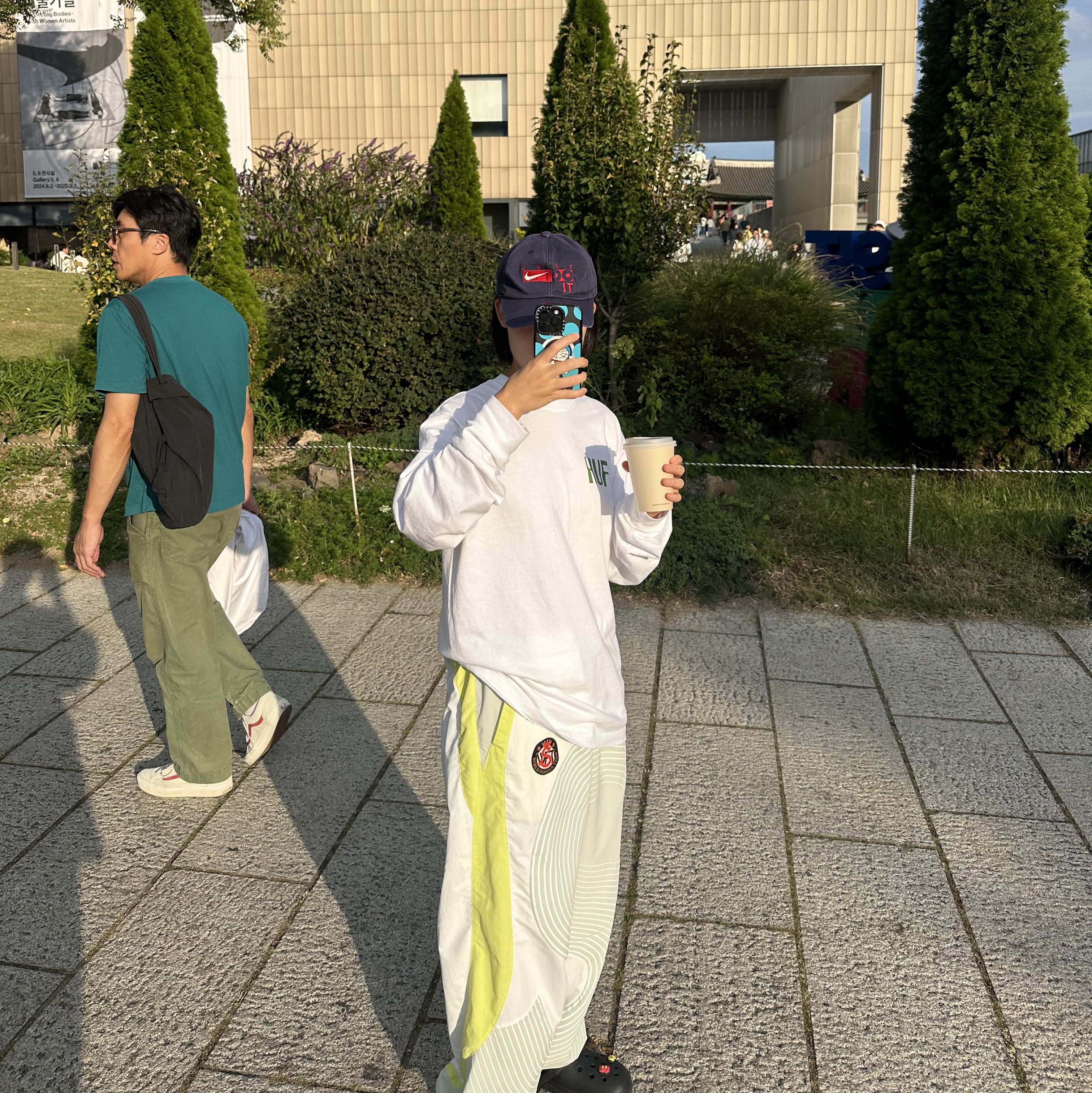 Supreme S Logo Track Pants Light Mint - 24FW 착용 스타일 - 2