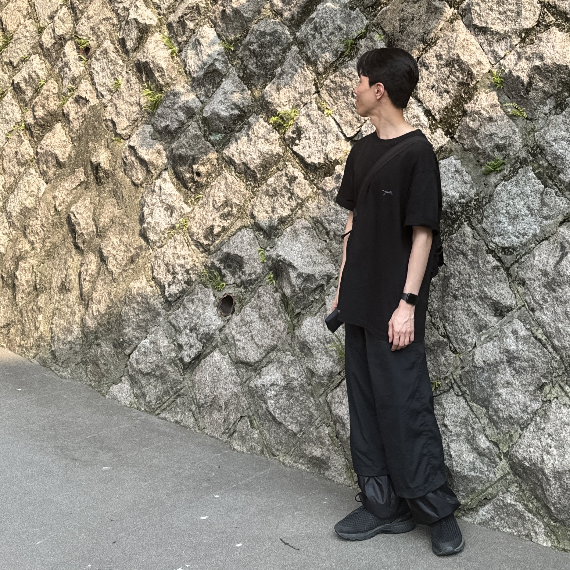 Asics x Vivienne Westwood Gel-Kayano 26 Black, Amomento Sheer Layered Pants Charcoal 착용 스타일