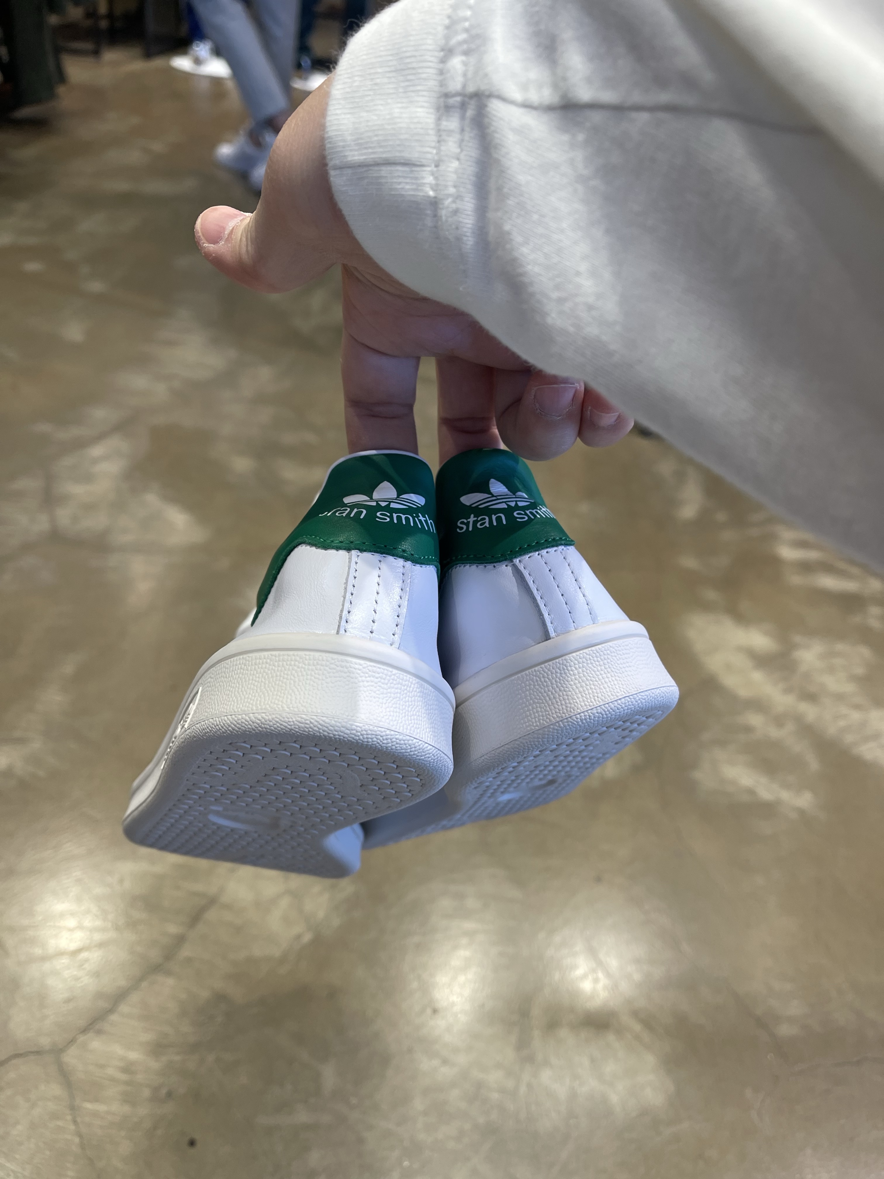 Adidas Stan Smith Decon Cloud White Green 착용 스타일 - 1