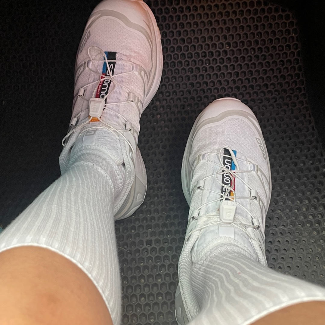 Salomon XT-6 ADV White 착용 스타일