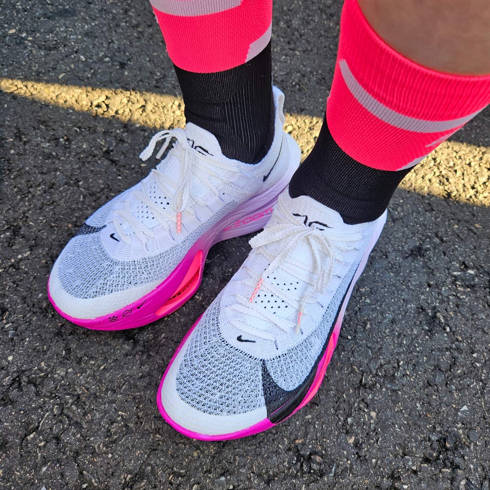 (W) Nike Air Zoom Alphafly Next% 3 Hyper Pink 착용 스타일