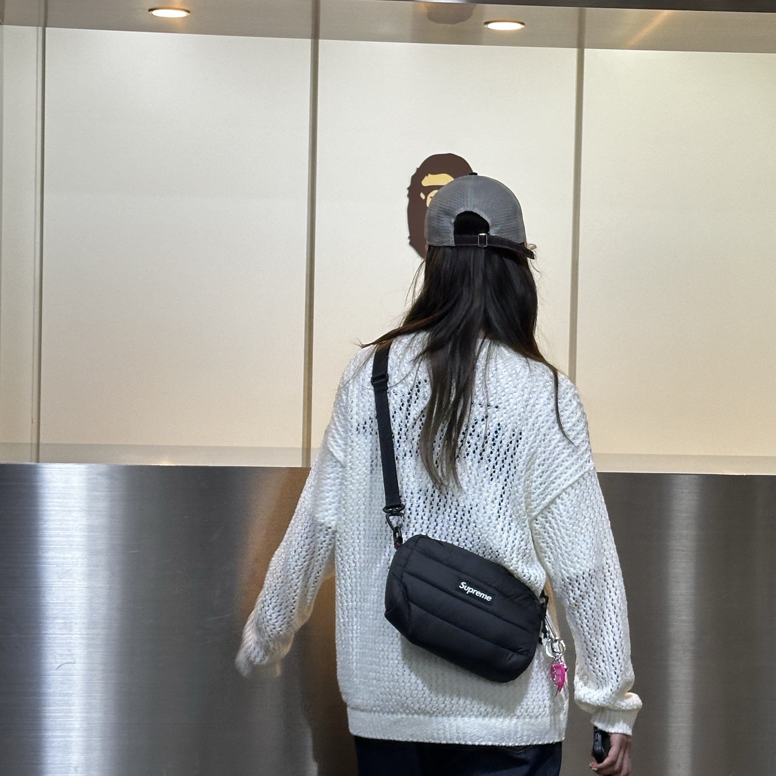 Stussy x Gang Starr Take It Personal T-Shirt White, Supreme Puffer Side Bag Black - 22FW 착용 스타일 - 2
