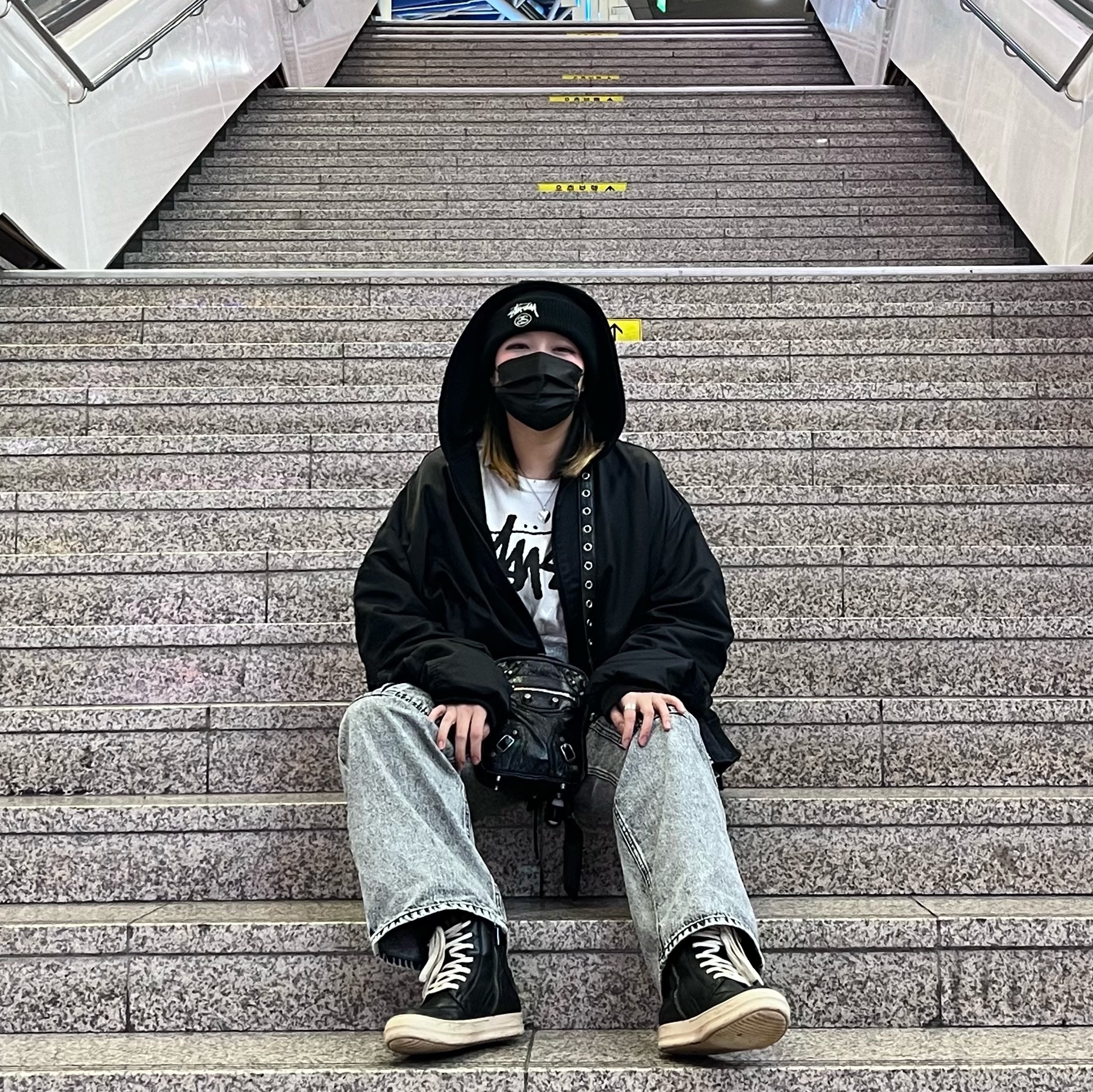 Stussy x Rick Owens 40 WT T-Shirt, (W) Rick Owens Geobasket Sneakers Black Milk 착용 스타일