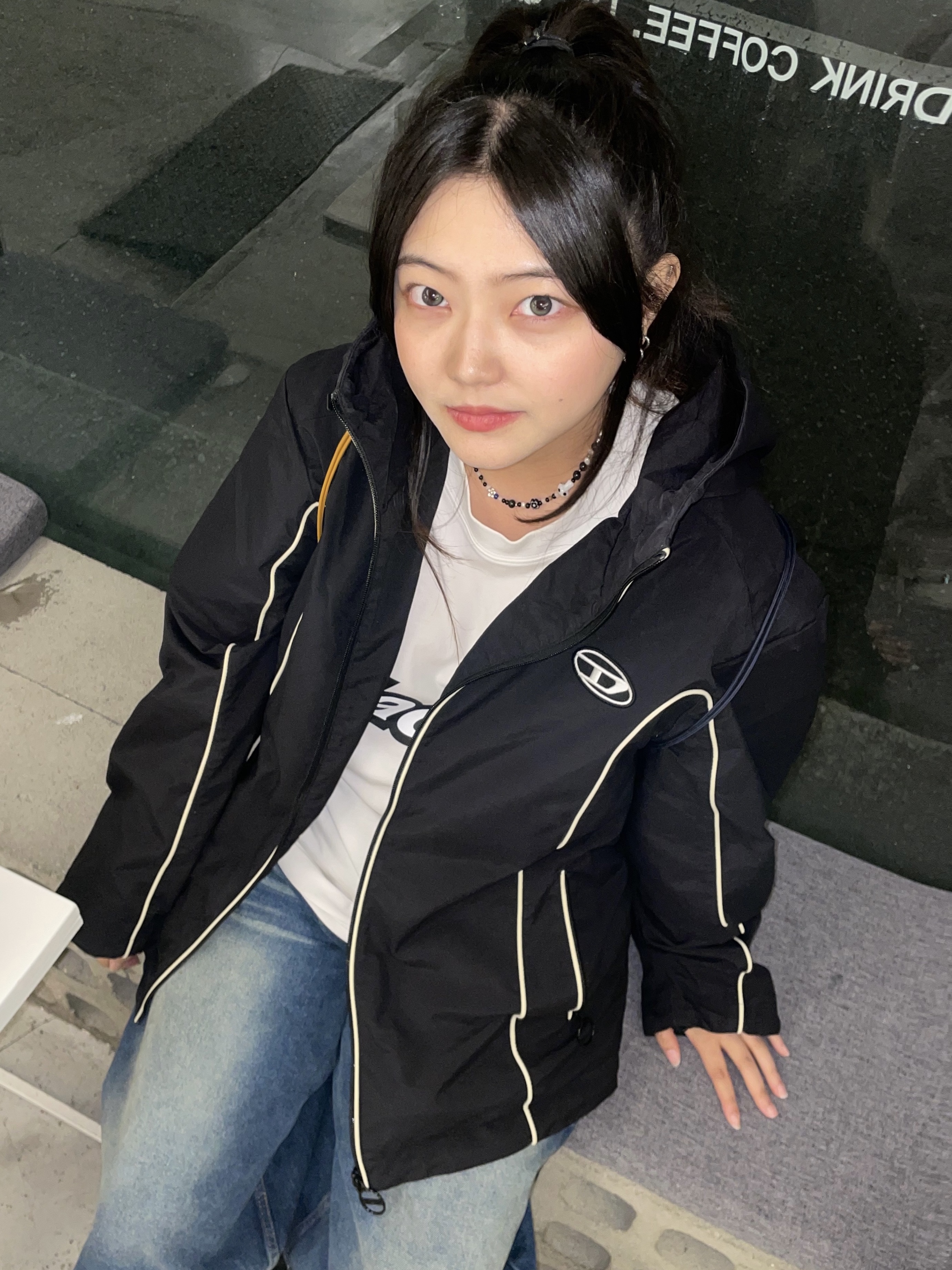 Diesel J-Hives Windbreaker with Contrast Piping Black 착용 스타일