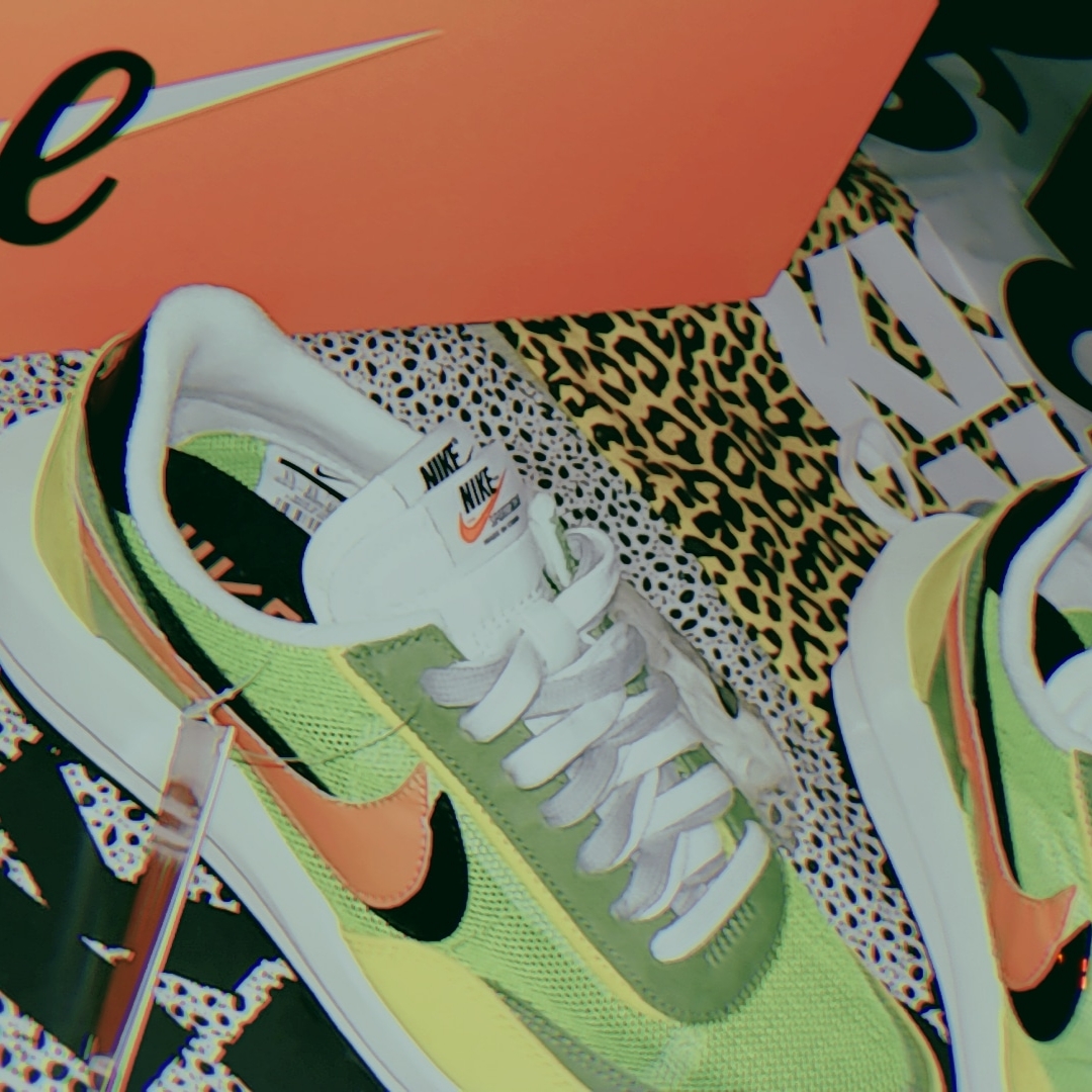 Nike x Sacai LDWaffle Green Multi 착용 스타일 - 1