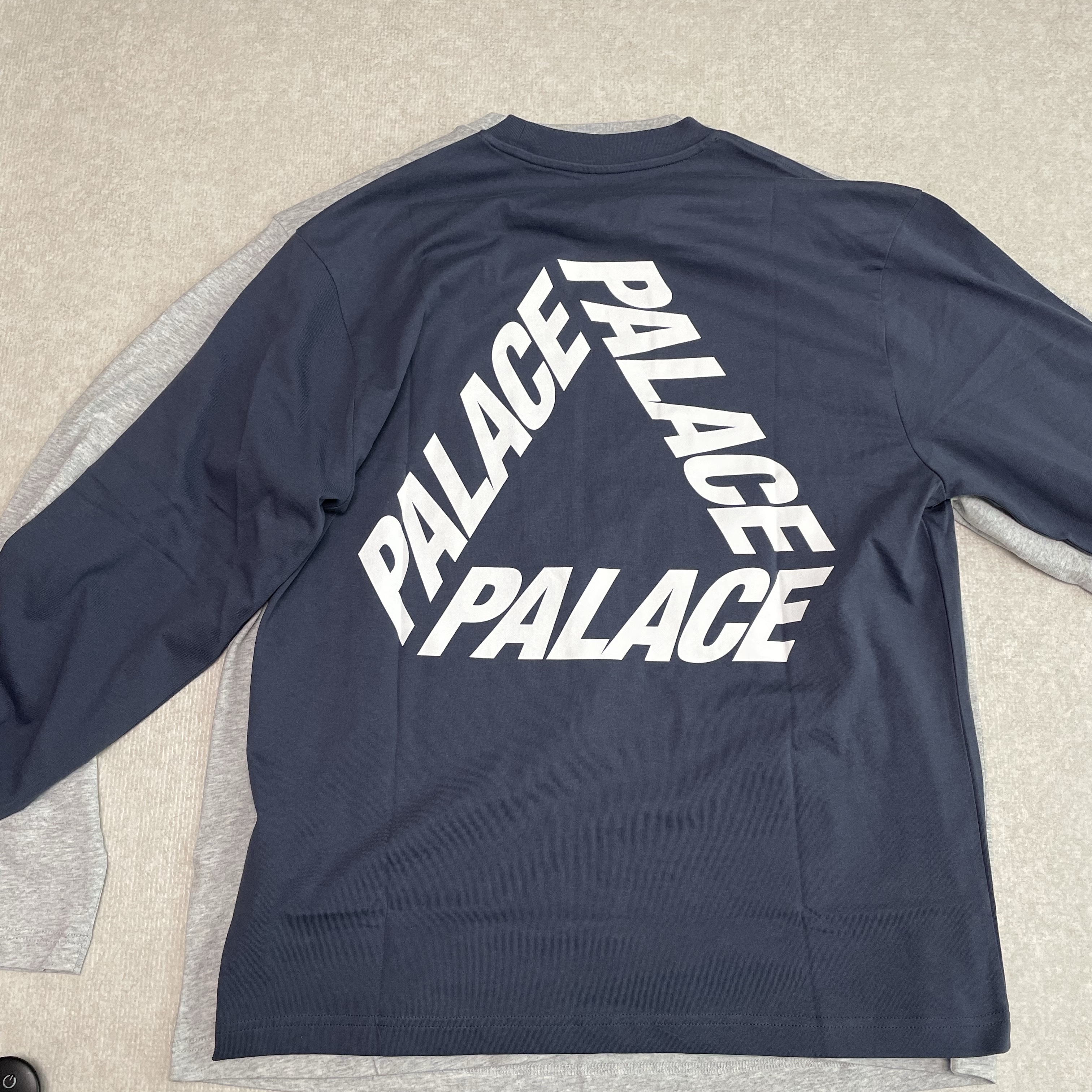 Palace P3 Long Sleeve Navy - 24FW, Palace P3 Long Sleeve Grey Marl - 24FW 착용 스타일 - 2