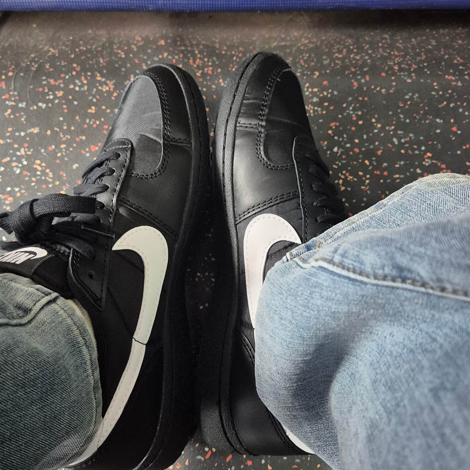 Nike Field General 82 SP Black and White 착용 스타일
