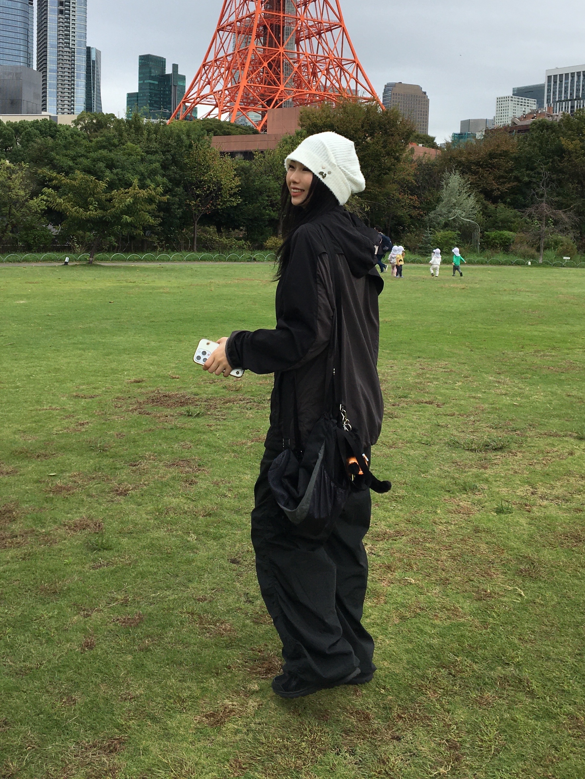 Asics Jog 100 2 Black, Sansan Gear Alpha Jacket Black - 22FW 착용 스타일 - 1