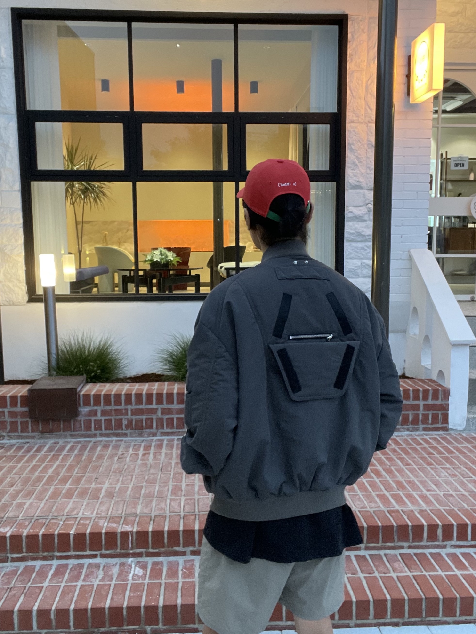 Undermycar Ababell Multi Flap Oversized Bomber Balsam Green - 22SS 착용 스타일 - 3