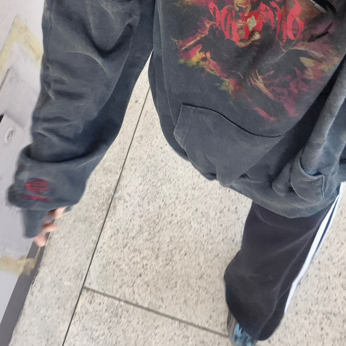 Undermycar Death Eaters Oversized Hoodie Fiesta - 23FW, Undermycar Death Eaters Oversized Hoodie Fiesta - 23FW (Stranger Exclusive) 착용 스타일 - 3