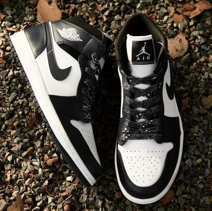 Jordan 1 Mid Dark Teal 착용 스타일