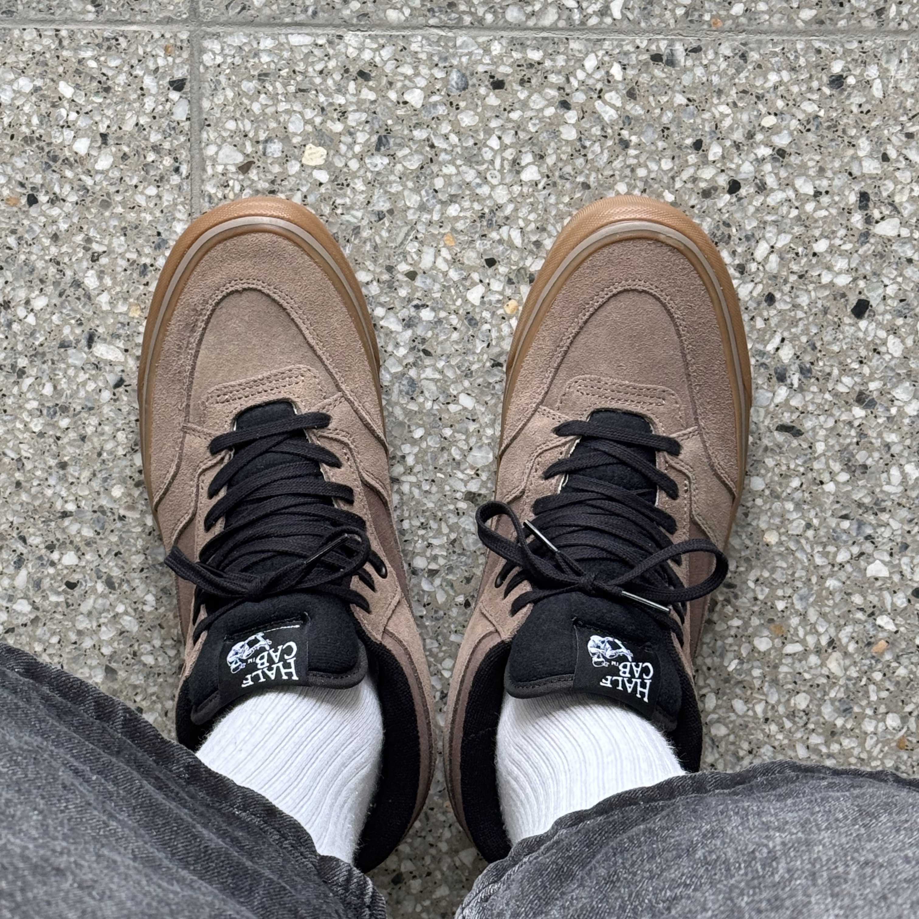 Vans Half Cab 33 DX Anaheim Factory OG Smoke Black 착용 스타일 - 1