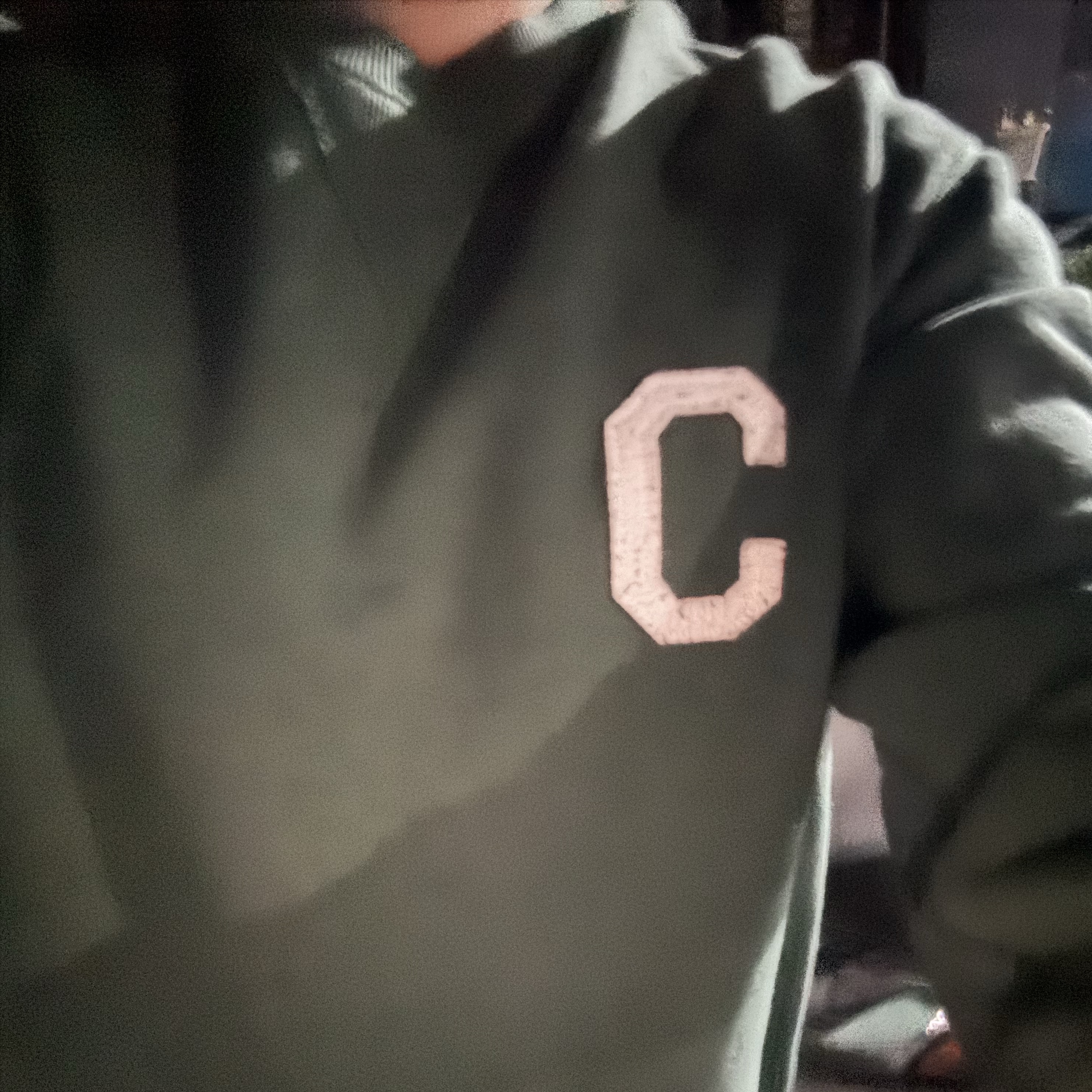 Covernat C Logo Crewneck Black 착용 스타일