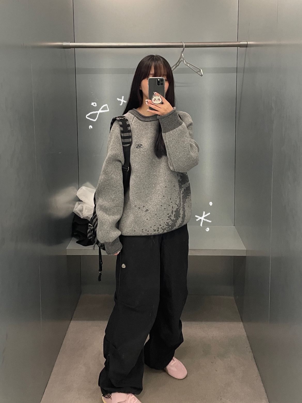 Sansan Gear Mosaic Knit Grey 착용 스타일