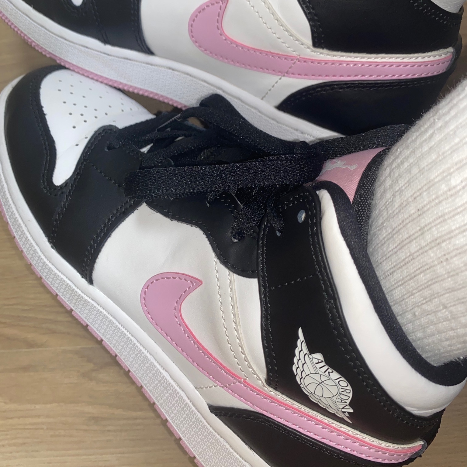 (GS) Jordan 1 Mid Light Arctic Pink 착용 스타일