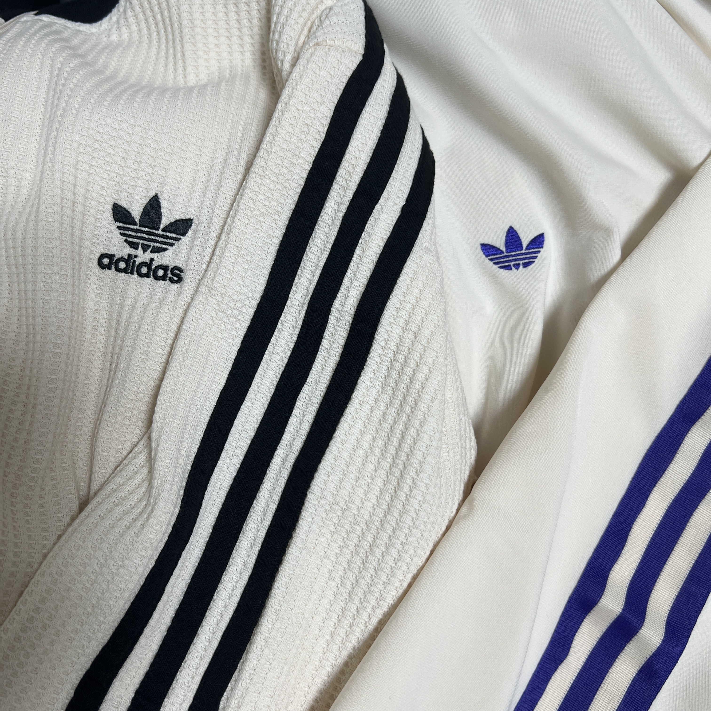 Adidas Originals Track Jacket Gender Neutral Wonder White Energy Ink - KR Sizing, Adidas Waffle Beckenbauer Track Top Wonder White - KR Sizing 착용 스타일