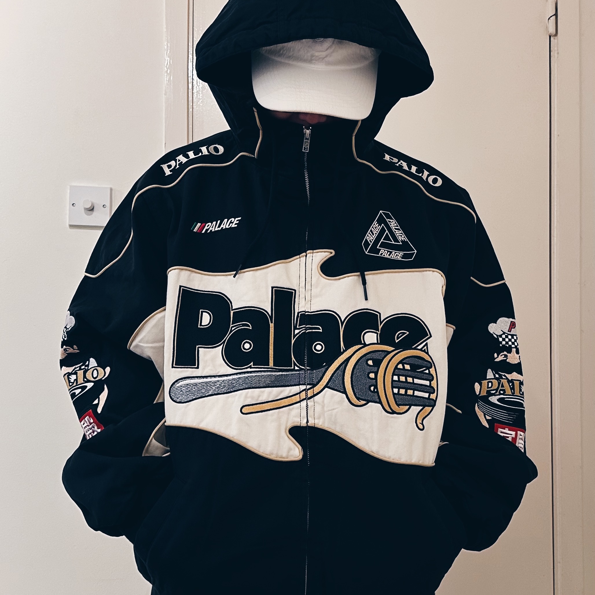 Palace Pasta Jacket Black - 24FW 착용 스타일