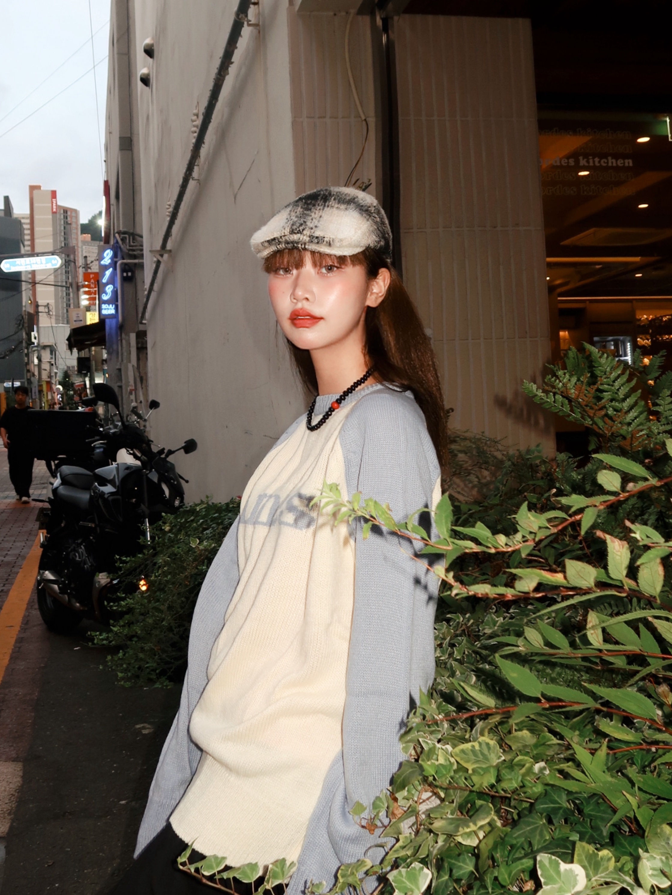 Allincomplete Tartan Check Hunting Cap Black Check 착용 스타일 - 3