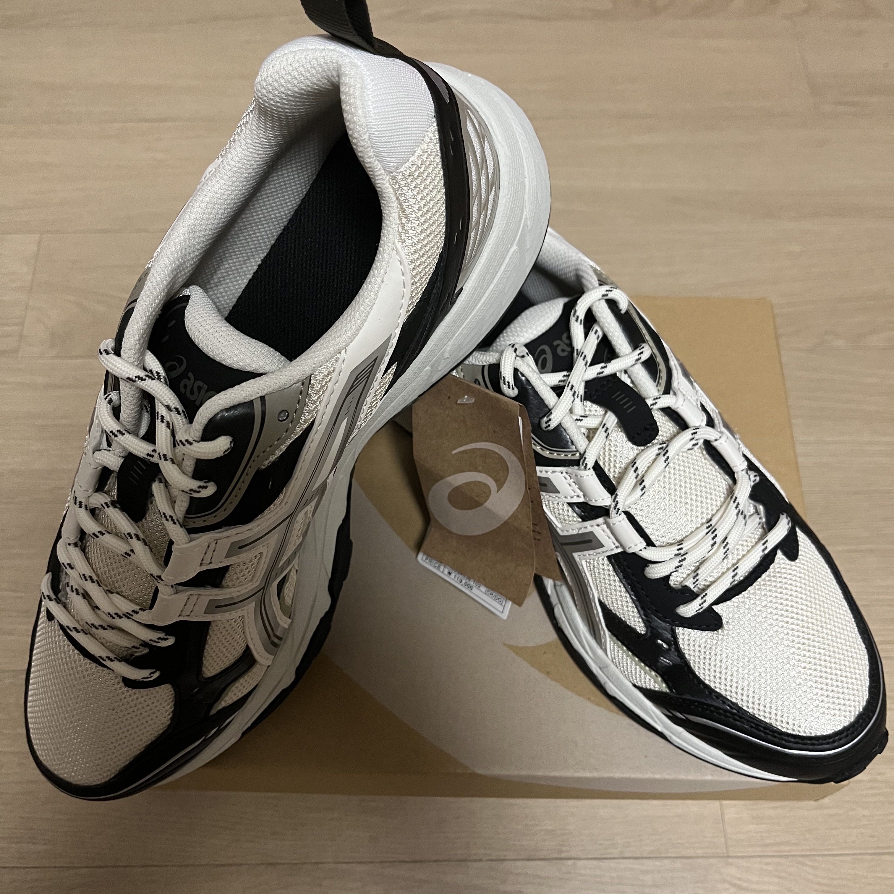 Asics Gel-Nunobiki Cream Dark Olive 착용 스타일