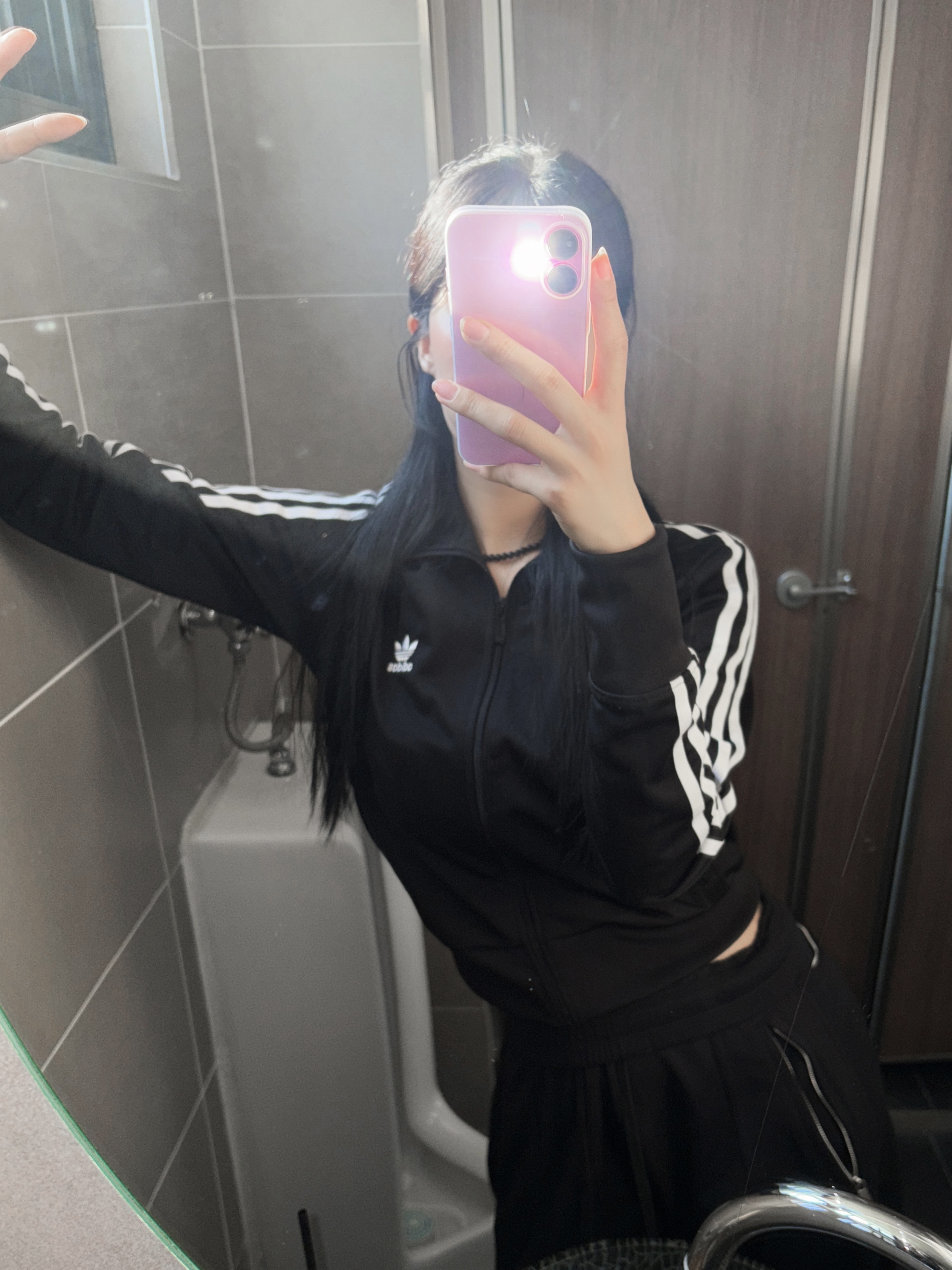 (W) Adidas Adicolor Classic Firebird Track Top Black - KR Sizing 착용 스타일