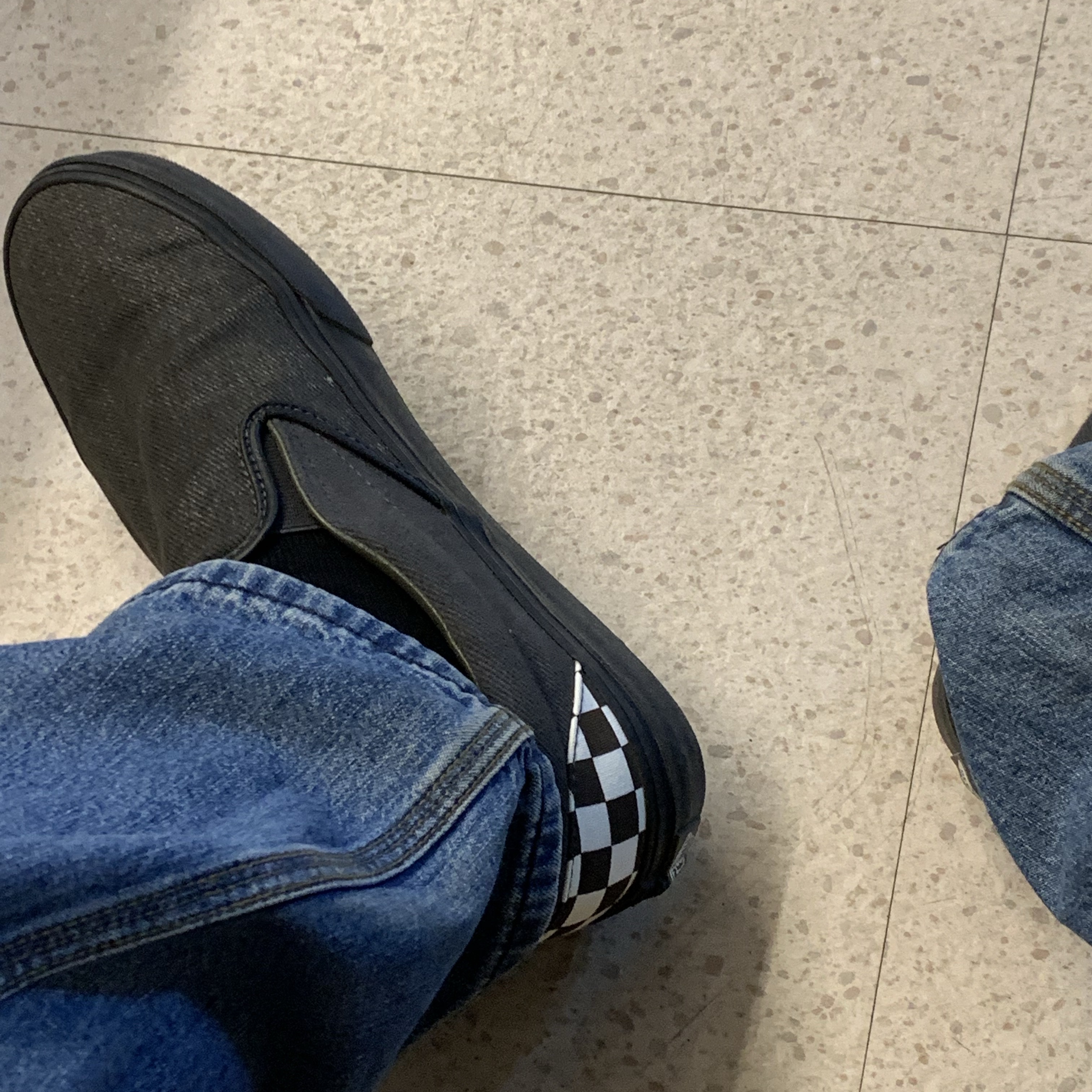 Vans x Vainl Archive Classic Slip-On Shadow Black 착용 스타일 - 3