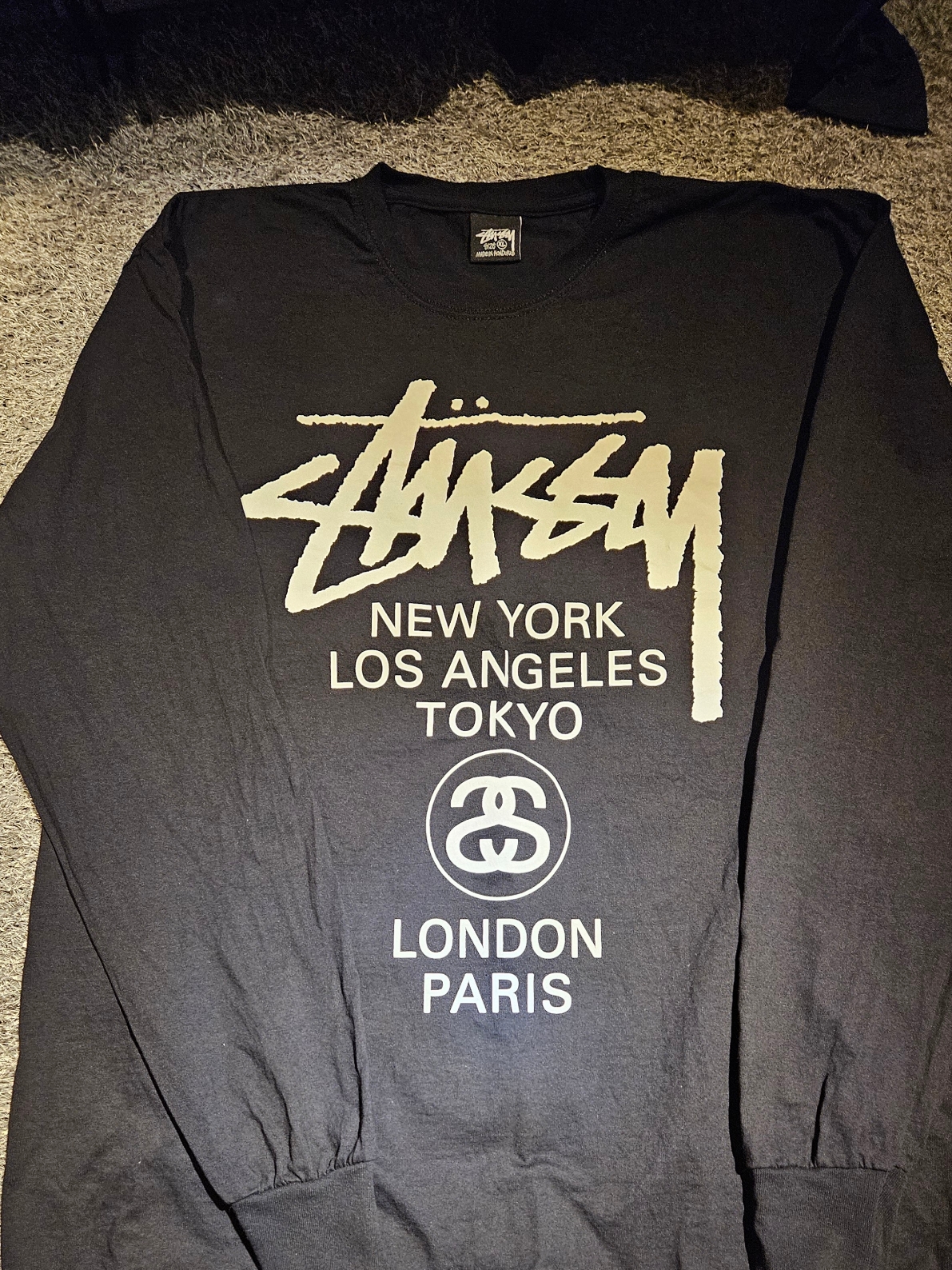 Stussy World Tour LS T-Shirt Black 2024 착용 스타일