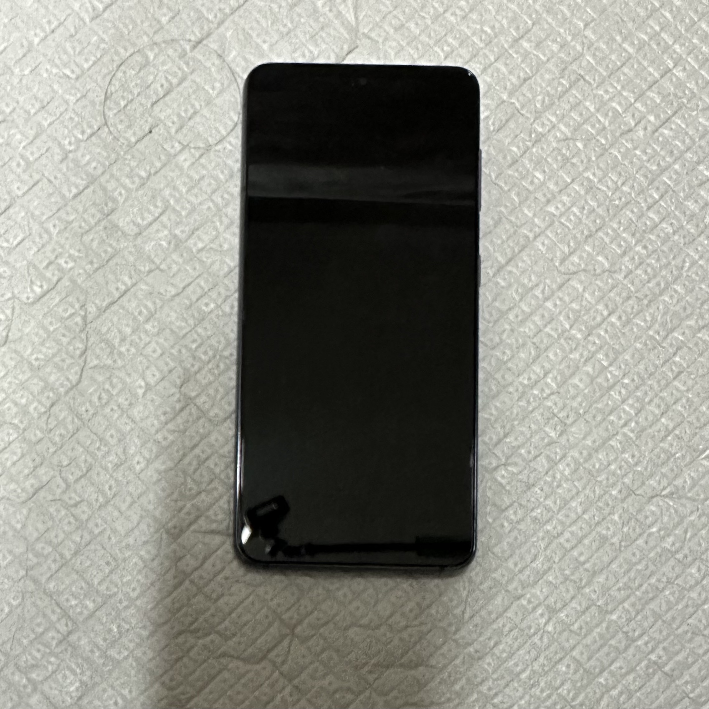 [A등급] Refurbished Galaxy S21 256GB Phantom Gray 착용 스타일
