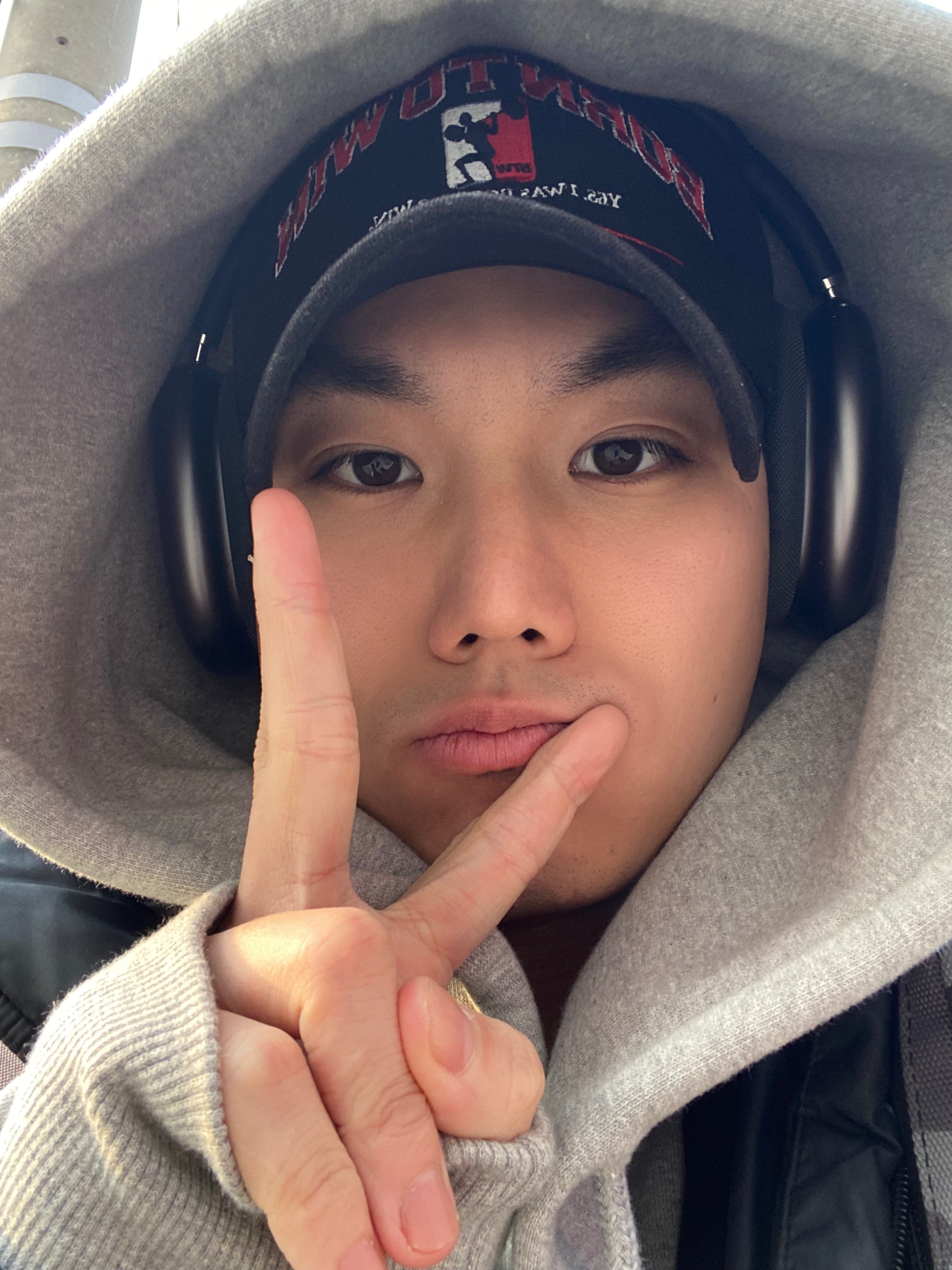 Apple AirPods Max Lightning Space Gray (Korean Ver.) 착용 스타일