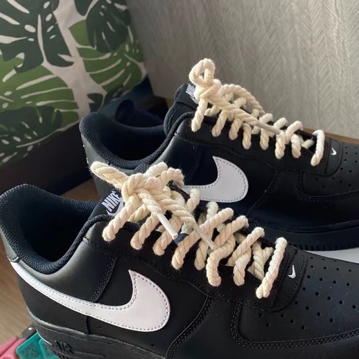 Nike Air Force 1 '07 Black White 착용 스타일