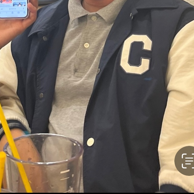 Covernat C Logo Collar Varsity Navy 착용 스타일