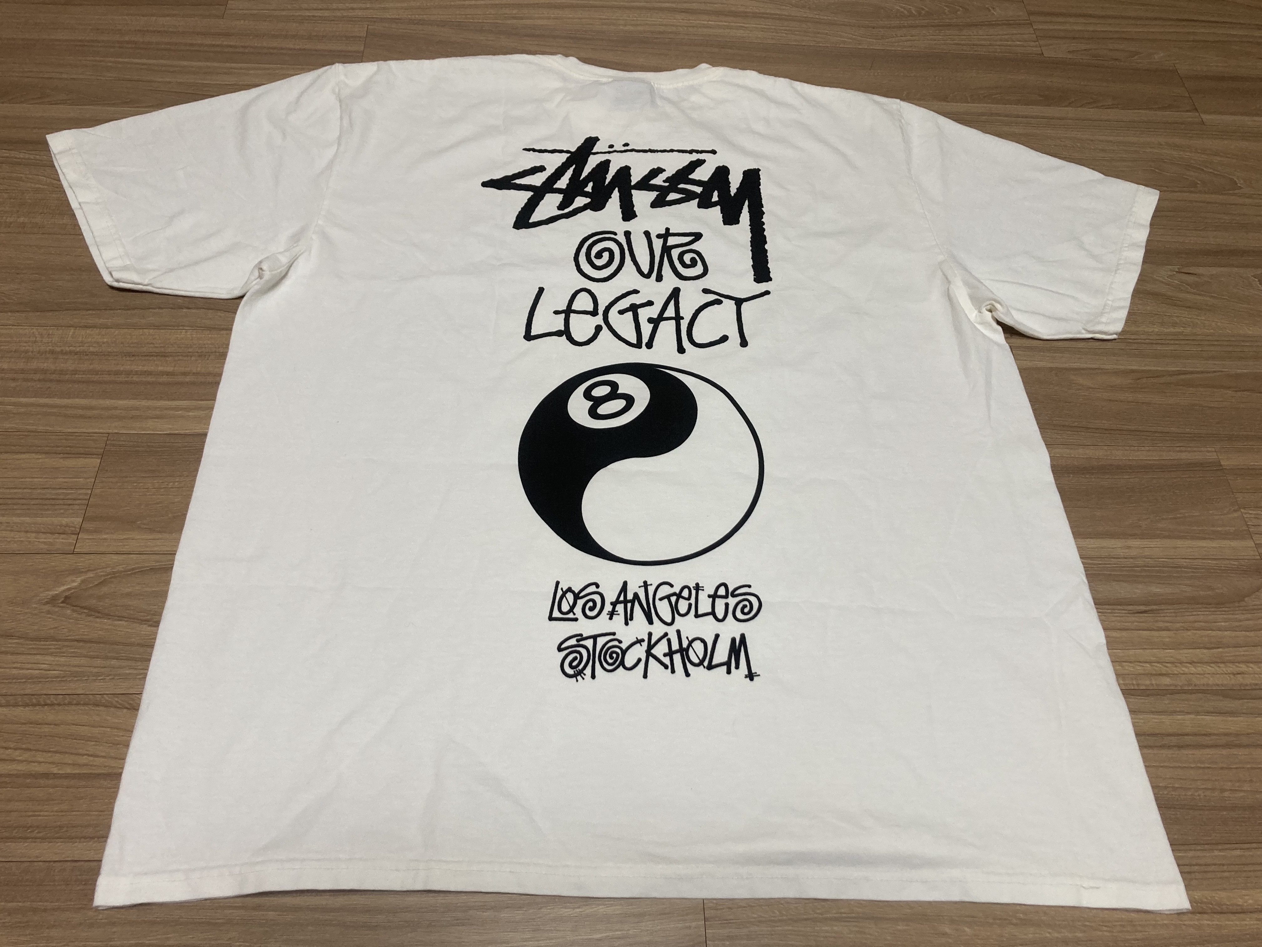 Stussy x Our Legacy Work Shop 8 Ball Pigment Dyed Yin Yang T-Shirt Natural 착용 스타일 - 2