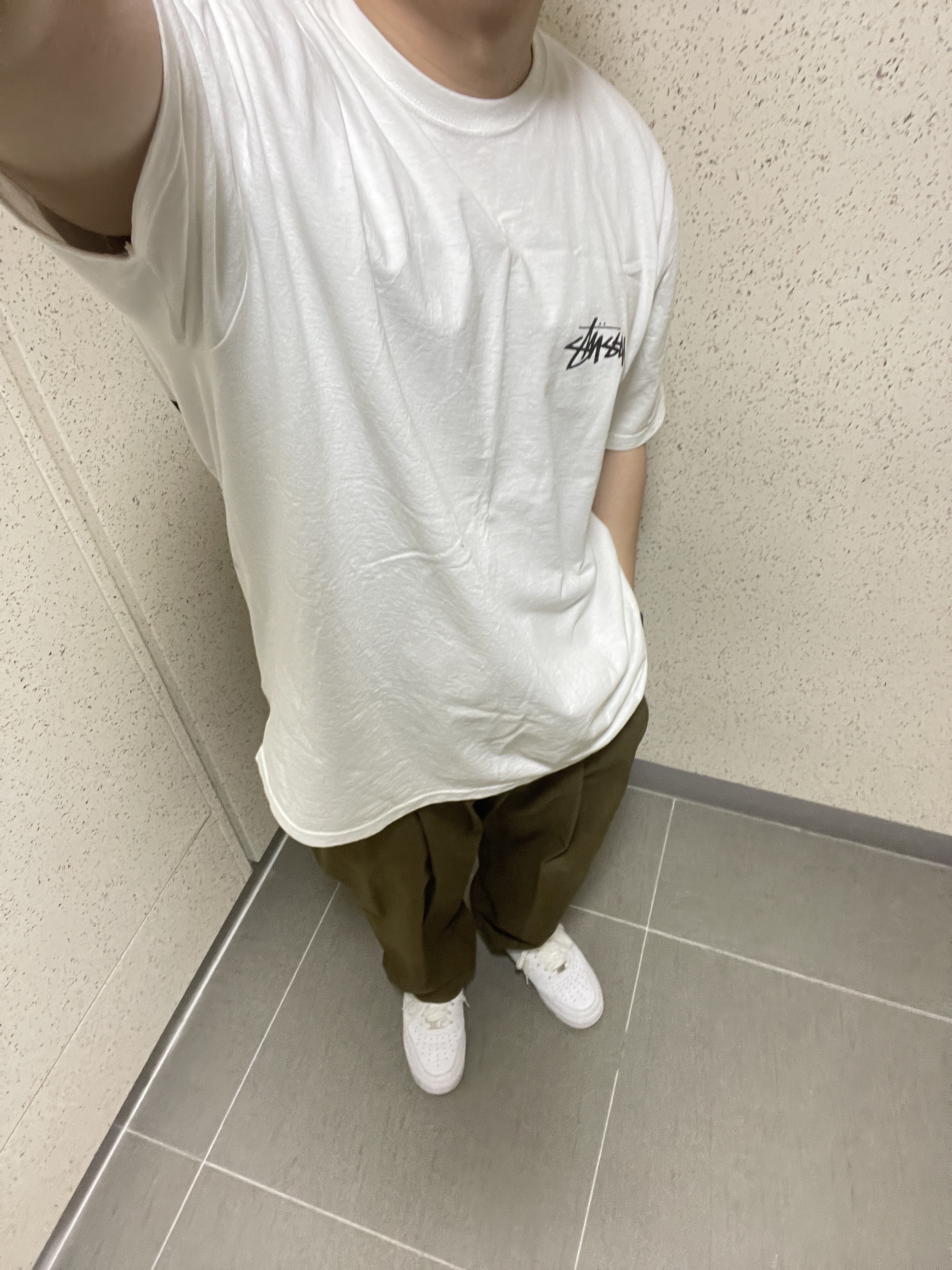 Nike Air Force 1 '07 Low White 착용 스타일 - 1