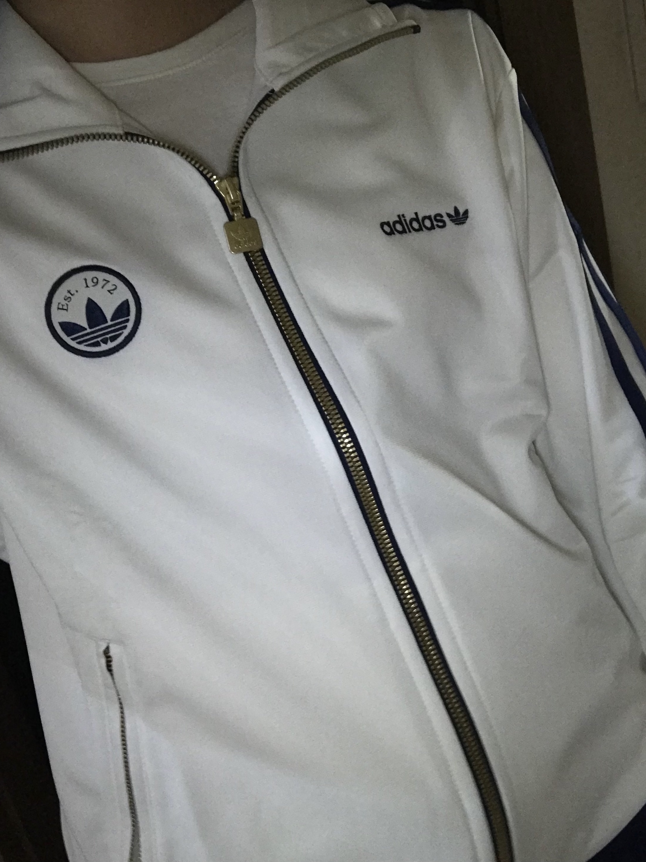 (W) Adidas Firebird Badge Track Top Cloud White - KR Sizing 착용 스타일
