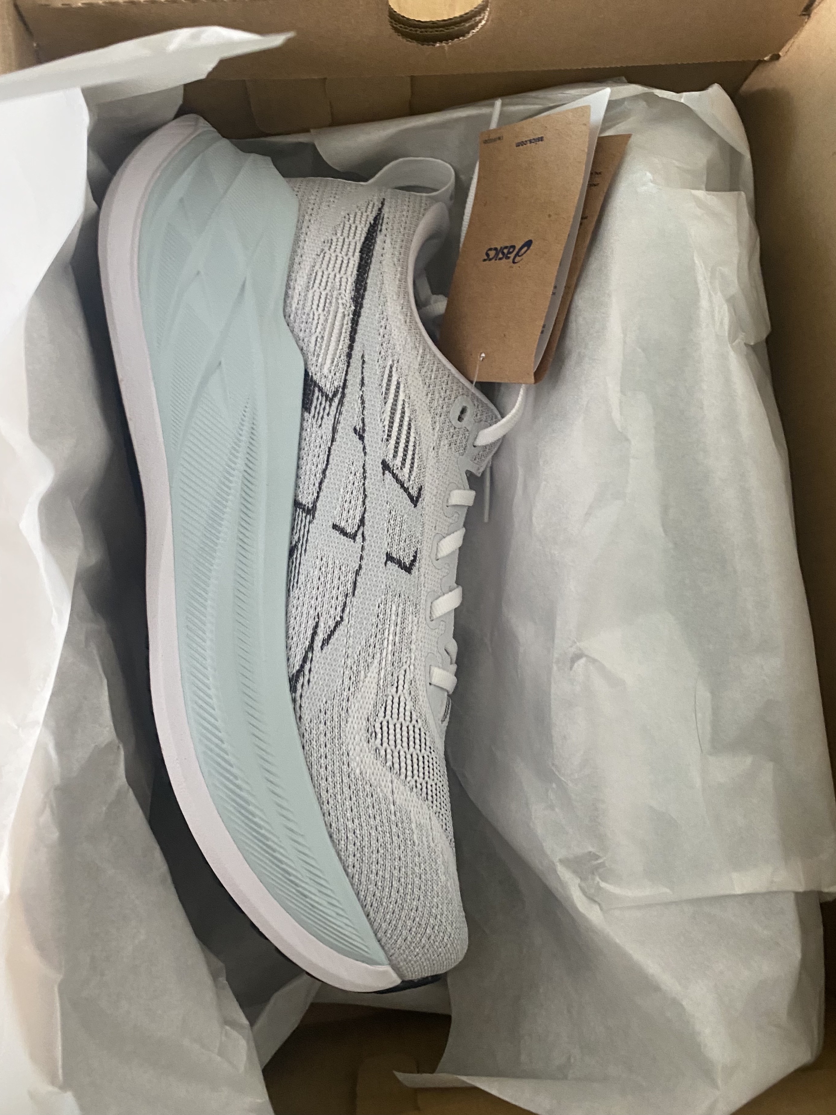 Asics Superblast 2 White Cool Grey 착용 스타일