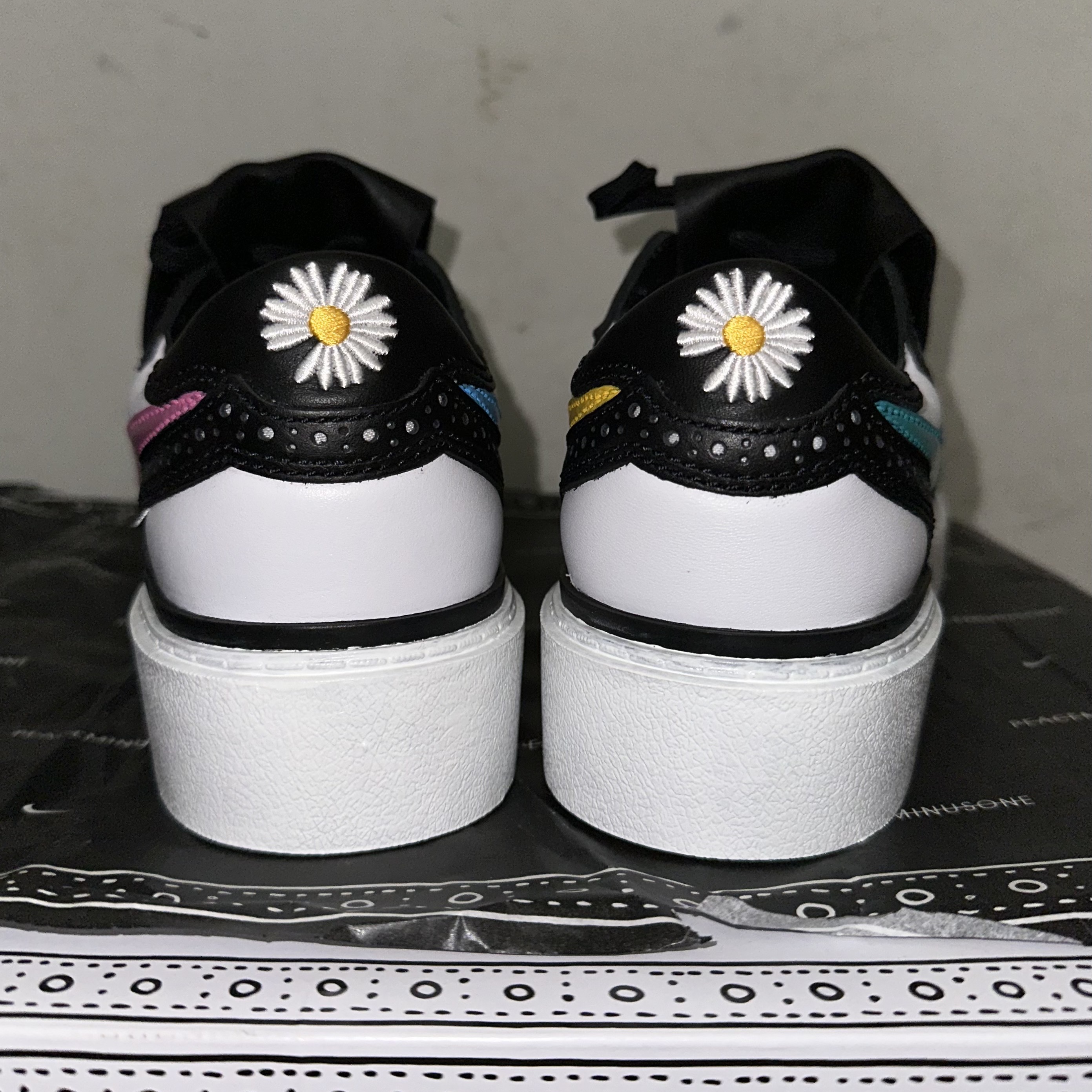 Nike x Peaceminusone Kwondo1 Black and White 착용 스타일 - 1