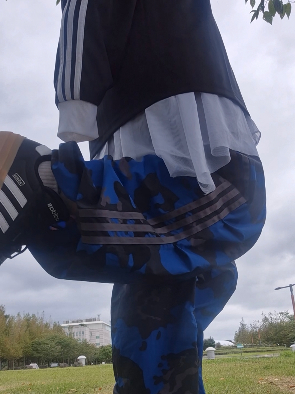 Adidas Adicolor Pique Football Long Sleeve T-Shirt Black - KR Sizing, Adidas Camo Parachute Pants Black Trace Grey - KR Sizing 착용 스타일